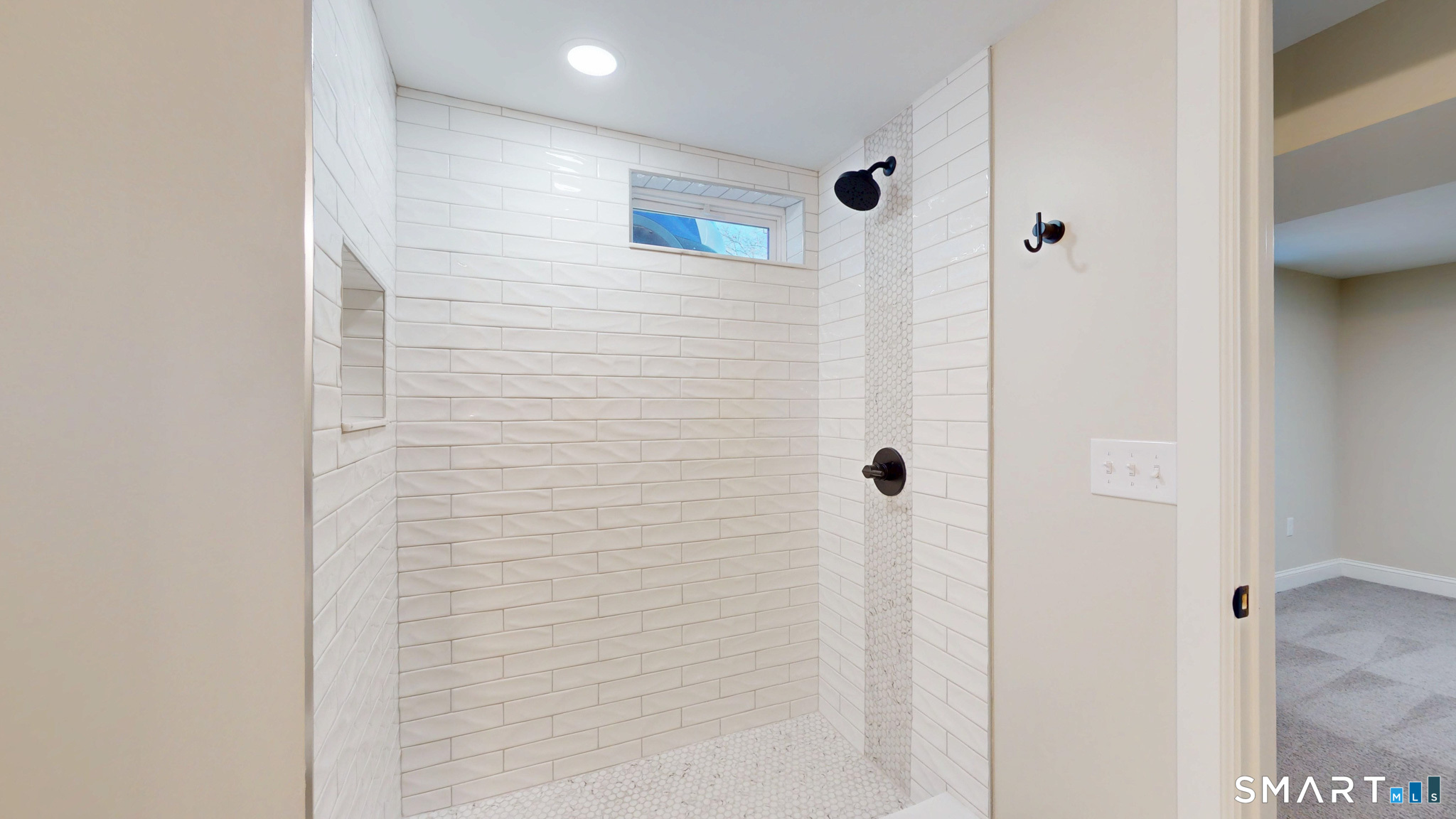 Photo 34 of 73 Coolidge Avenue, Newington, CT