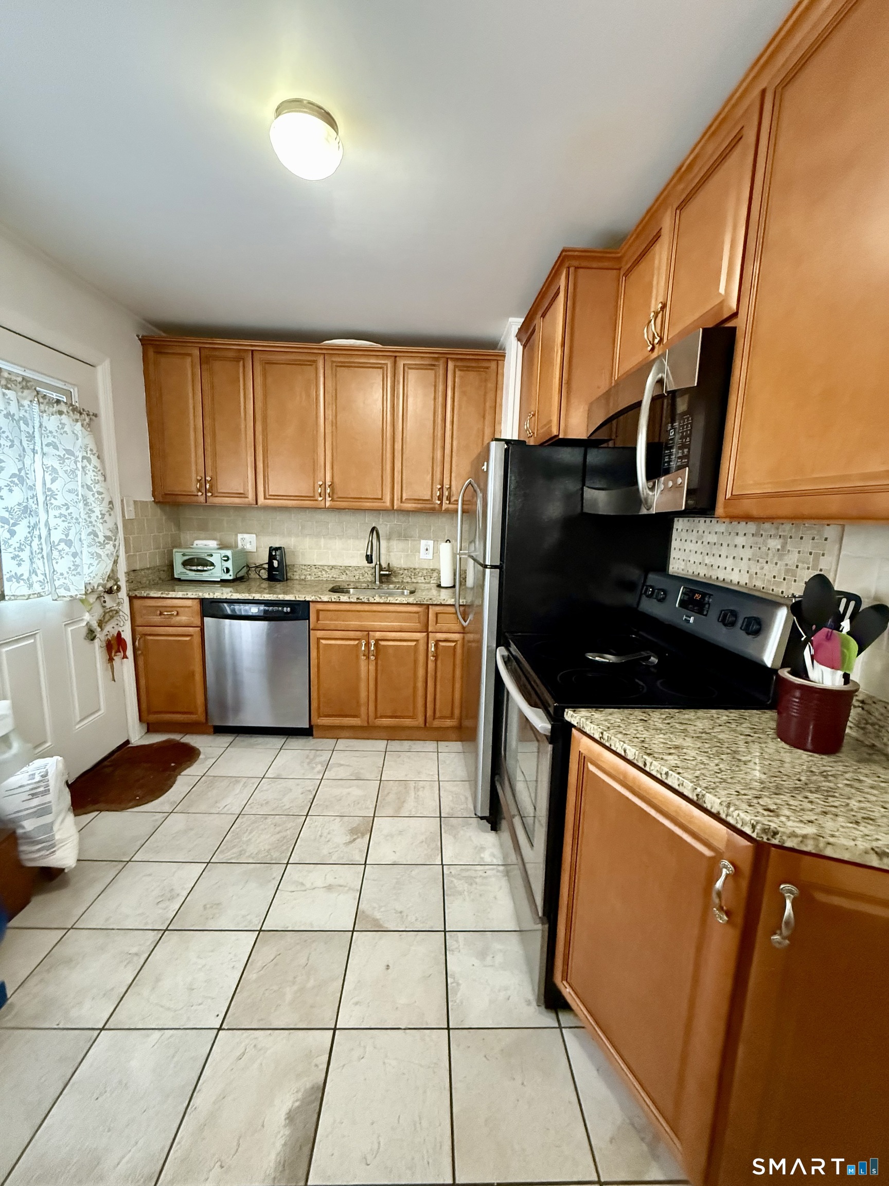 Photo 6 of 92 Garfield Road, Bristol, CT