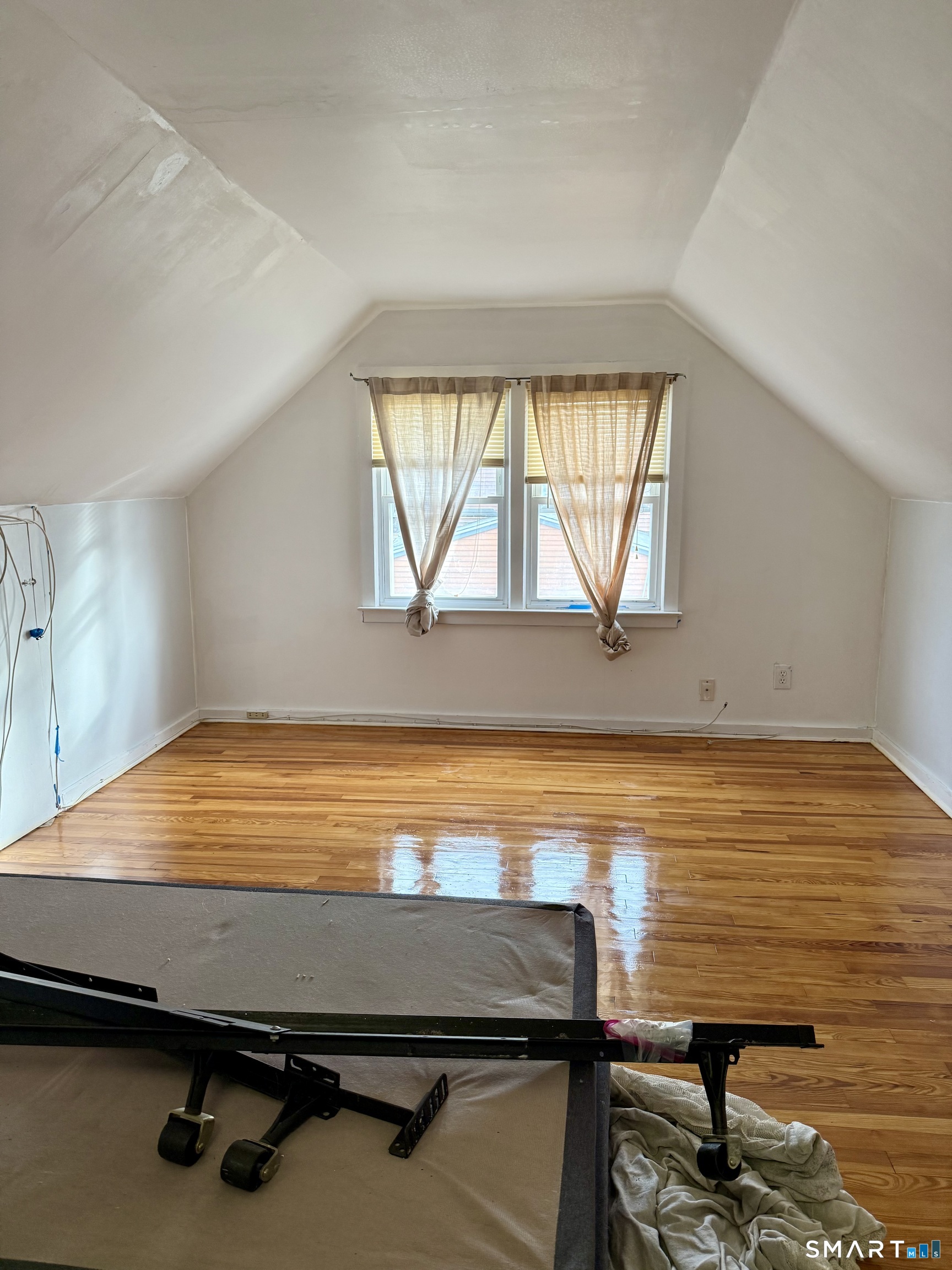 Photo 17 of 92 Garfield Road, Bristol, CT