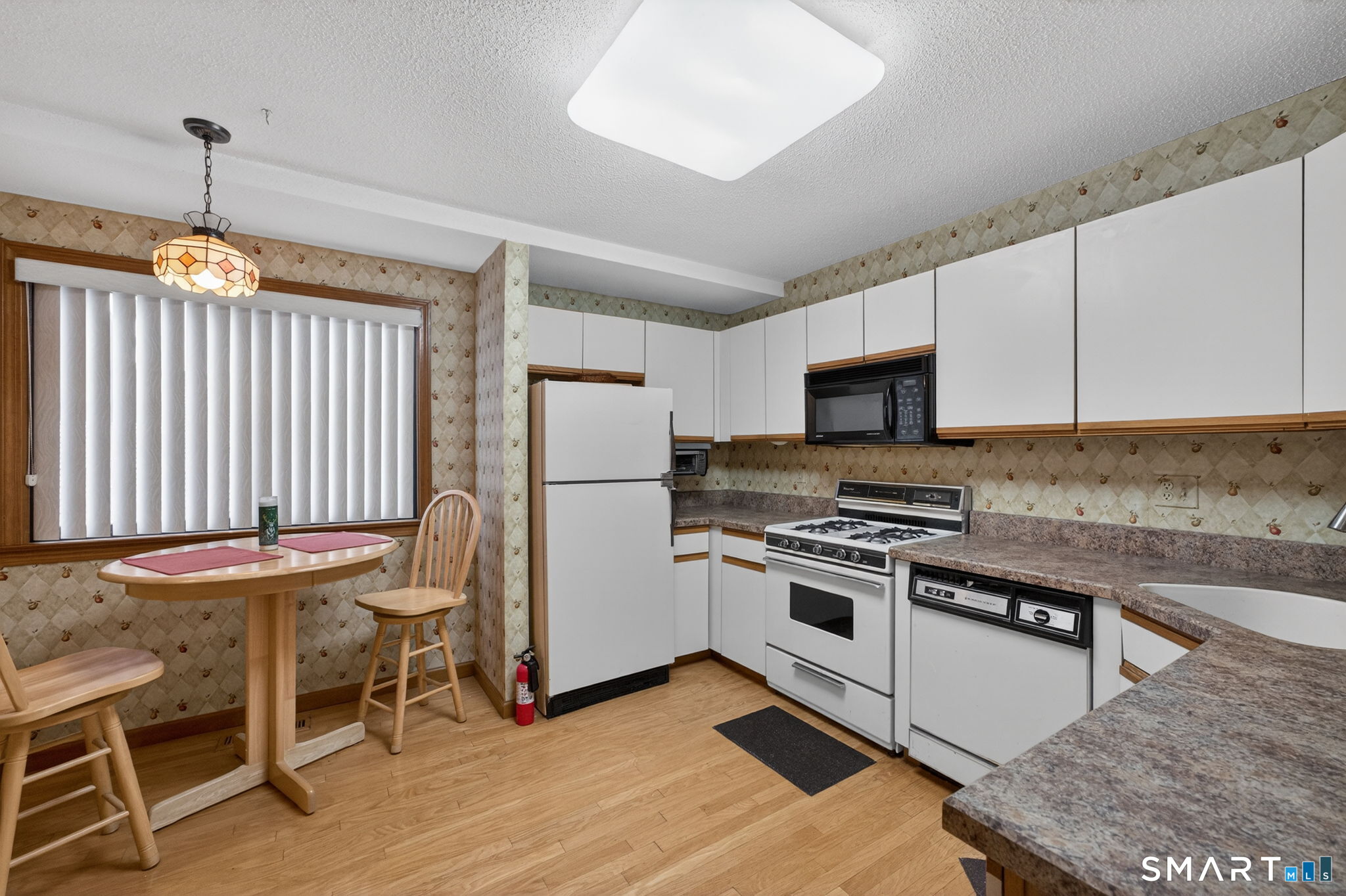 Homes for sale in South Windsor, CT | 1408 Mill Pond Dr #1408, South Windsor, CT 06074 | MLS# 24148236