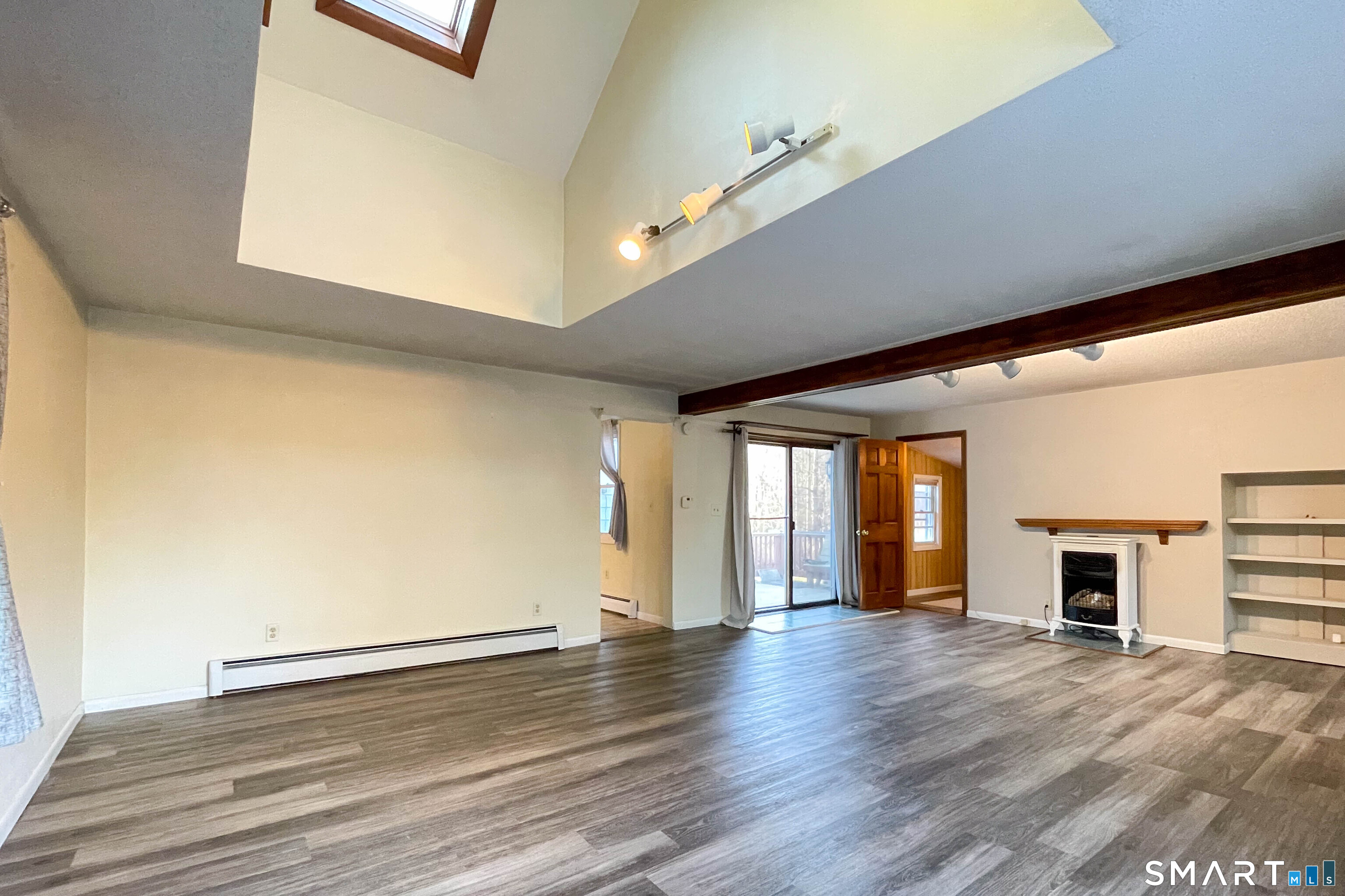 Homes for sale in Hamden, CT | 399 W Woods Rd, Hamden, CT 06518 | MLS# 24149632