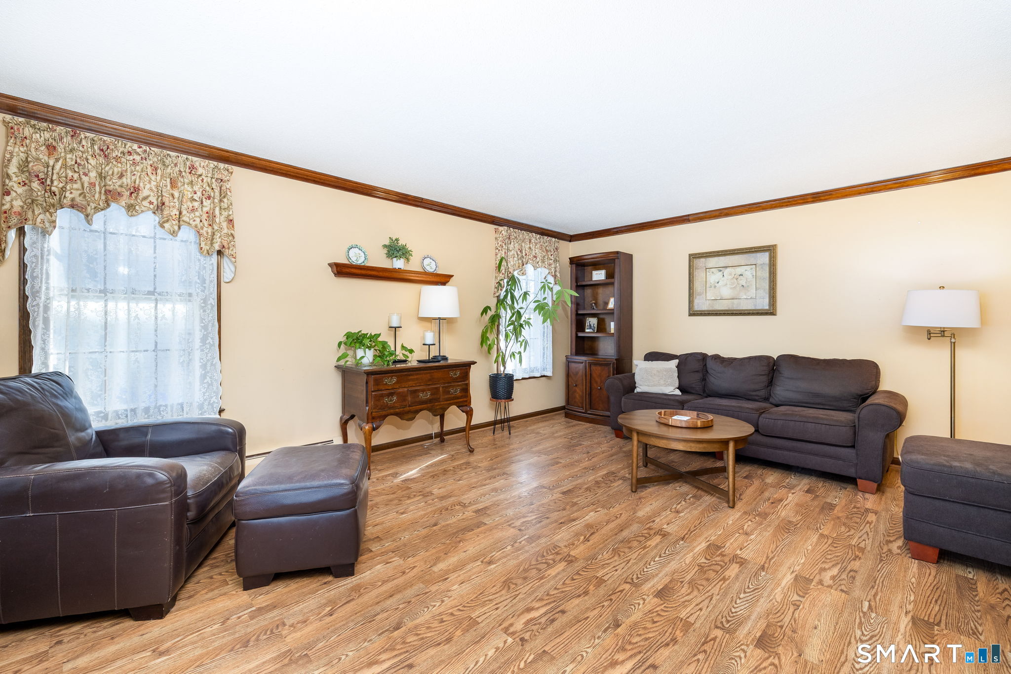 Homes for sale in Wethersfield, CT | 186 Hang Dog Ln, Wethersfield, CT 06109 | MLS# 24148910