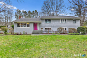 2 Rockyfield Road