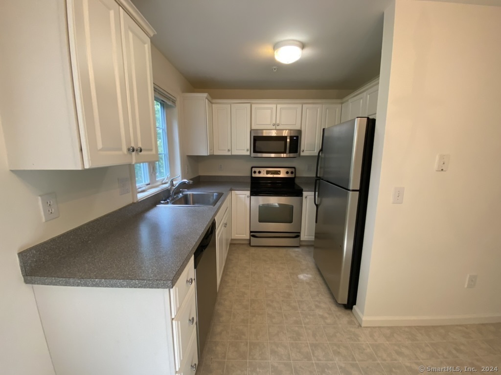 Photo 6 of 20 Orchard Street, Brookfield, CT