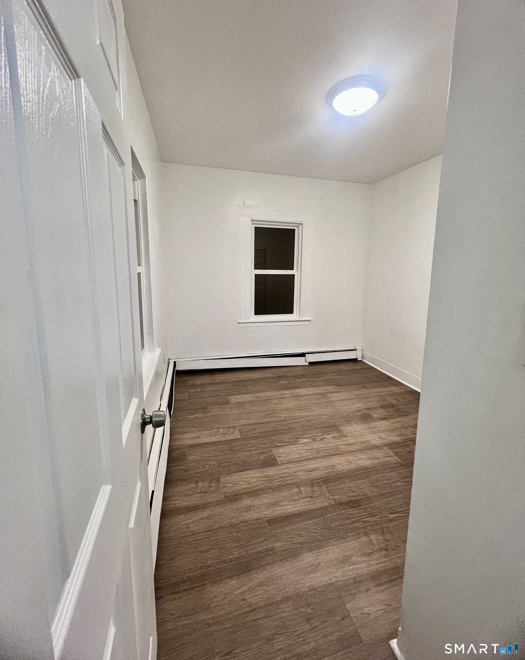 Photo 5 of 93 Park Terrace, Bridgeport, CT