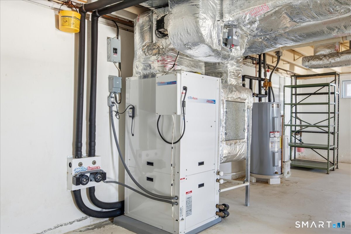 Photo 34 of 3 Lamberts Lane, Stonington, CT