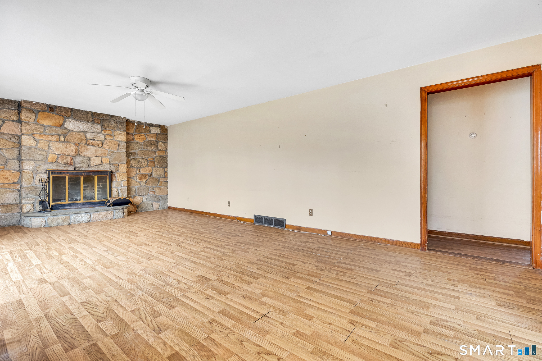 Homes for sale in Danbury, CT | 9 Greenview Rd, Danbury, CT 06811 | MLS# 24149735