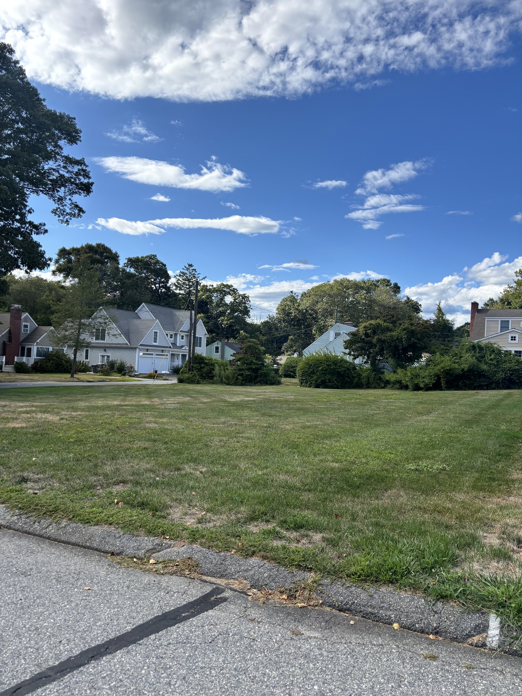 Photo 2 of 61 Whitecap Road, East Lyme, CT