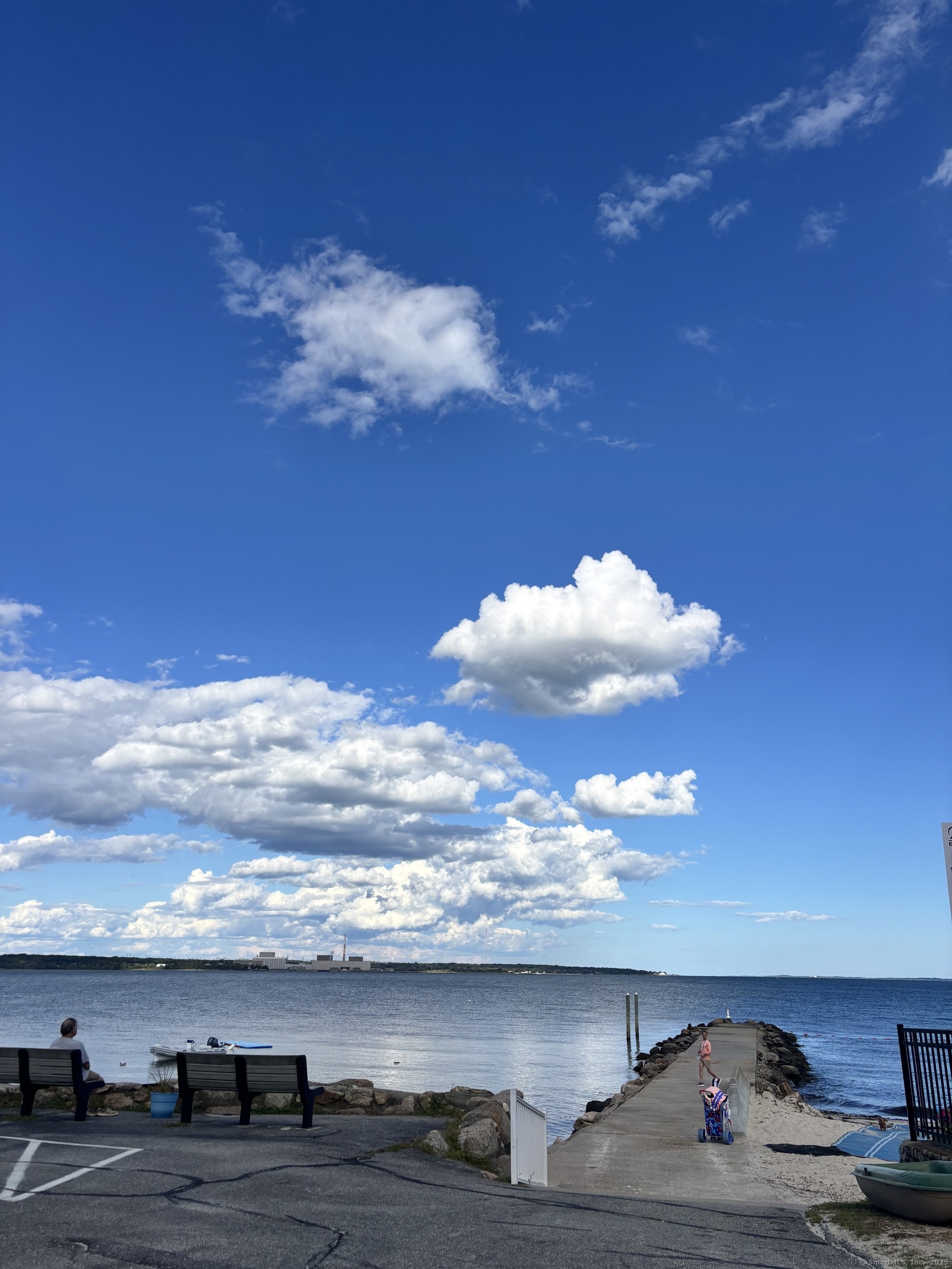 Photo 5 of 61 Whitecap Road, East Lyme, CT