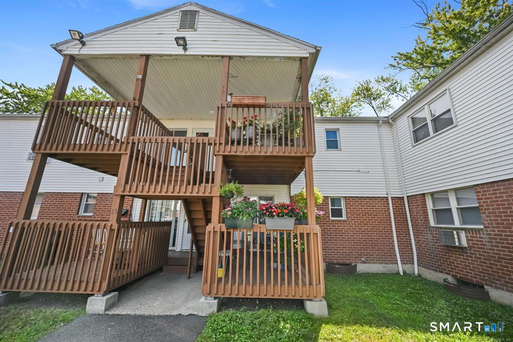 Homes for sale in Bridgeport, CT | 15 Cherry Hill Dr #2A, Bridgeport, CT 06606 | MLS# 24149811