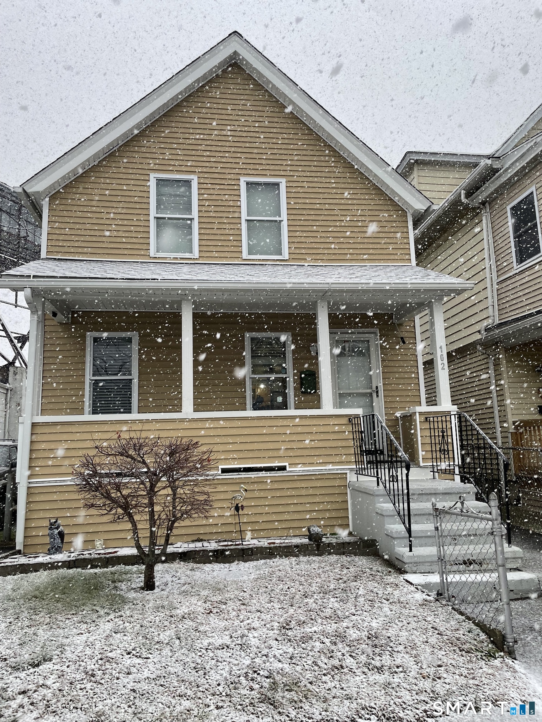 Homes for sale in Bridgeport, CT | 102 Carroll Ave, Bridgeport, CT 06607 | MLS# 24149737