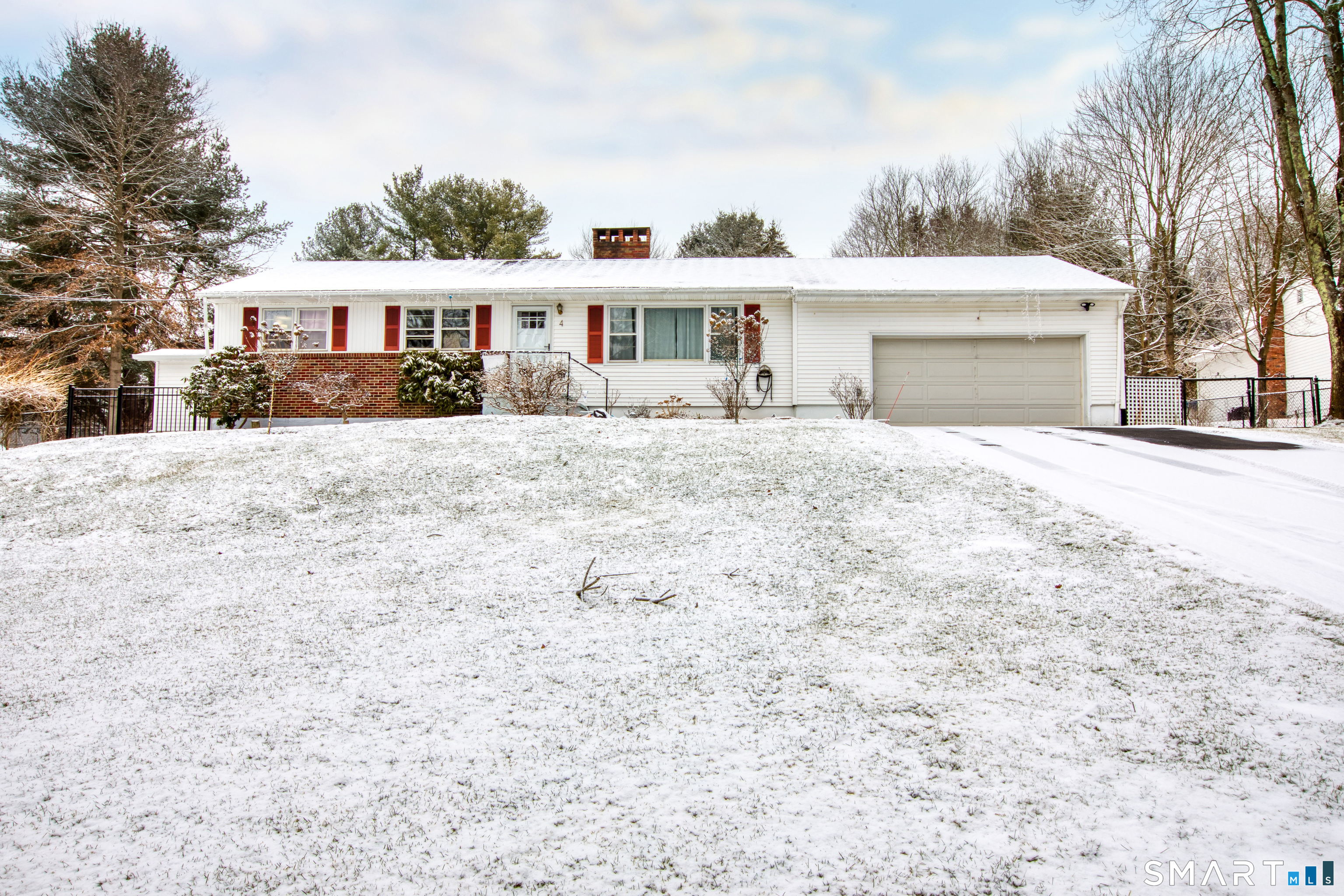 Homes for sale in Bethel, CT | 4 Edmond Rd, Bethel, CT 06801 | MLS# 24149753