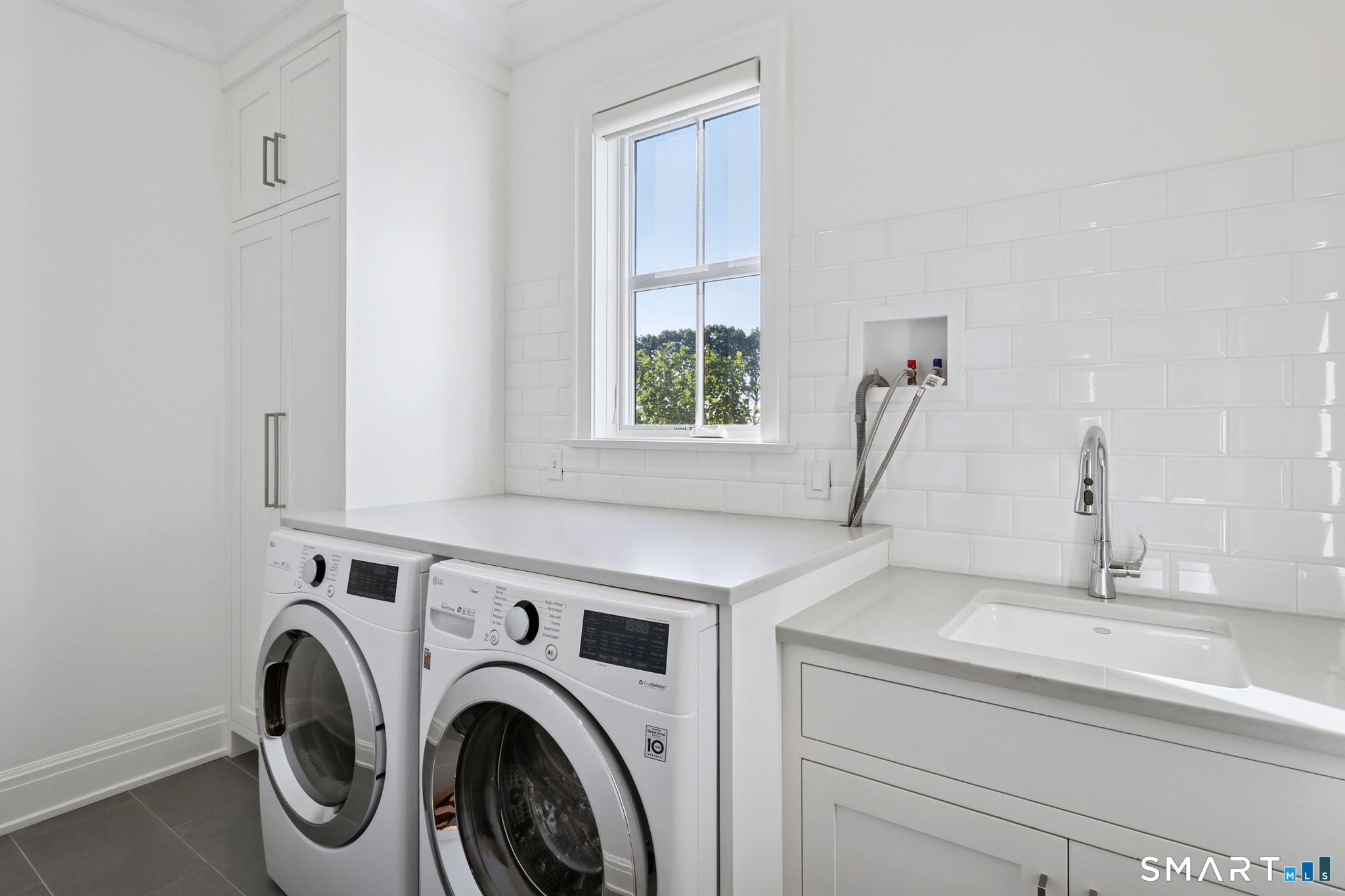 Photo 12 of 25 Woodland Drive, Greenwich, CT