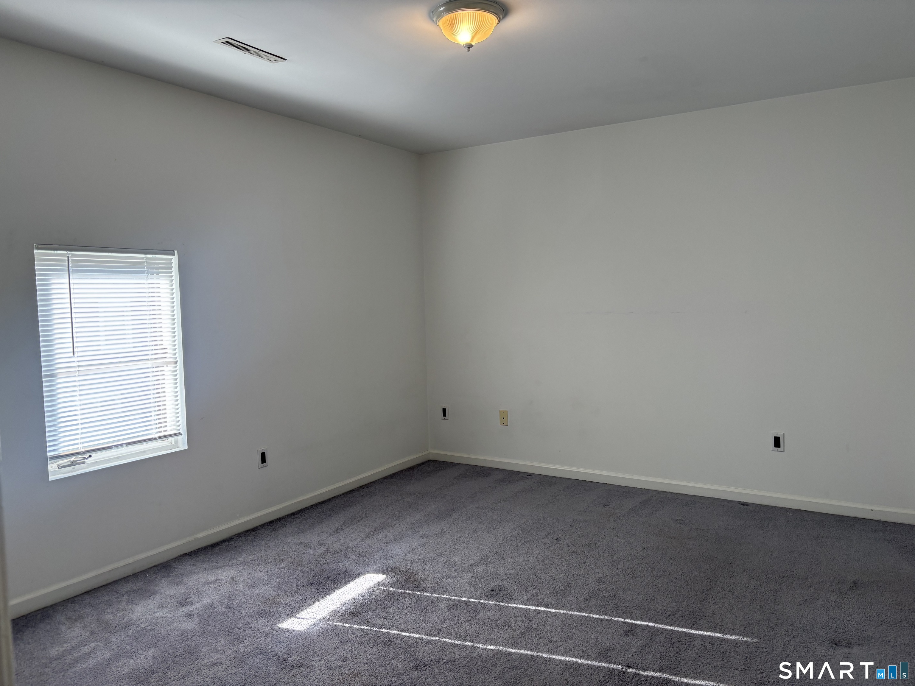 10 Collins, Hamden, 06514, 2 Bedrooms Bedrooms, 0 ,1 BathroomBathrooms,Residential Rental,For Sale,Collins,0,24149760