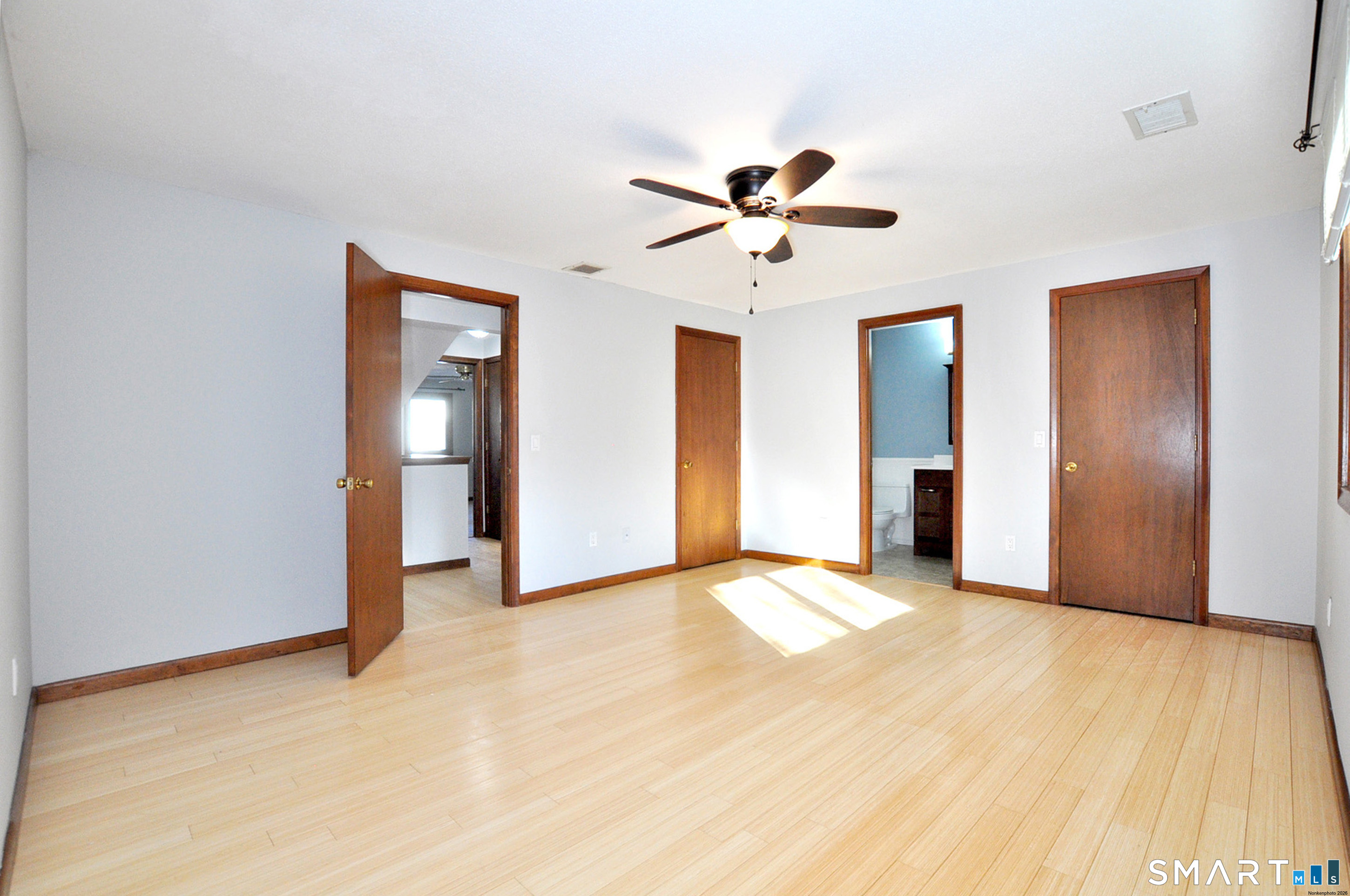 Photo 30 of 83 Oak Forest Drive, Manchester, CT