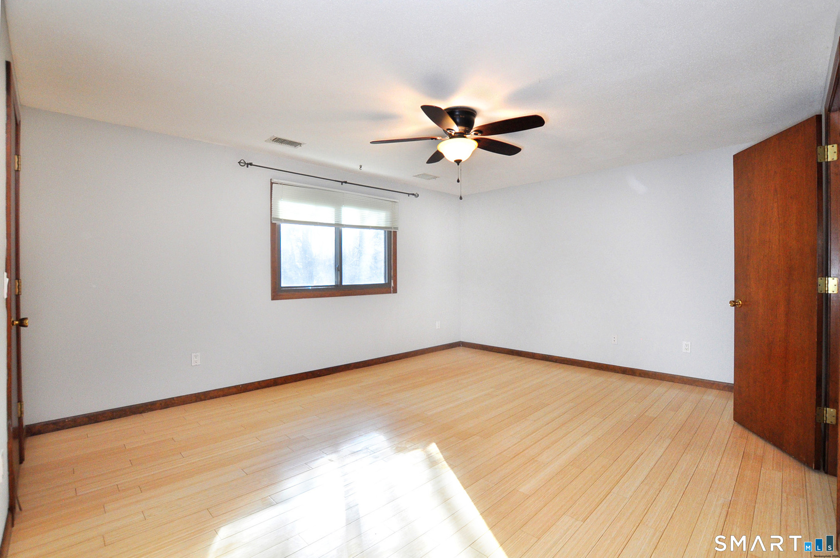 Photo 31 of 83 Oak Forest Drive, Manchester, CT