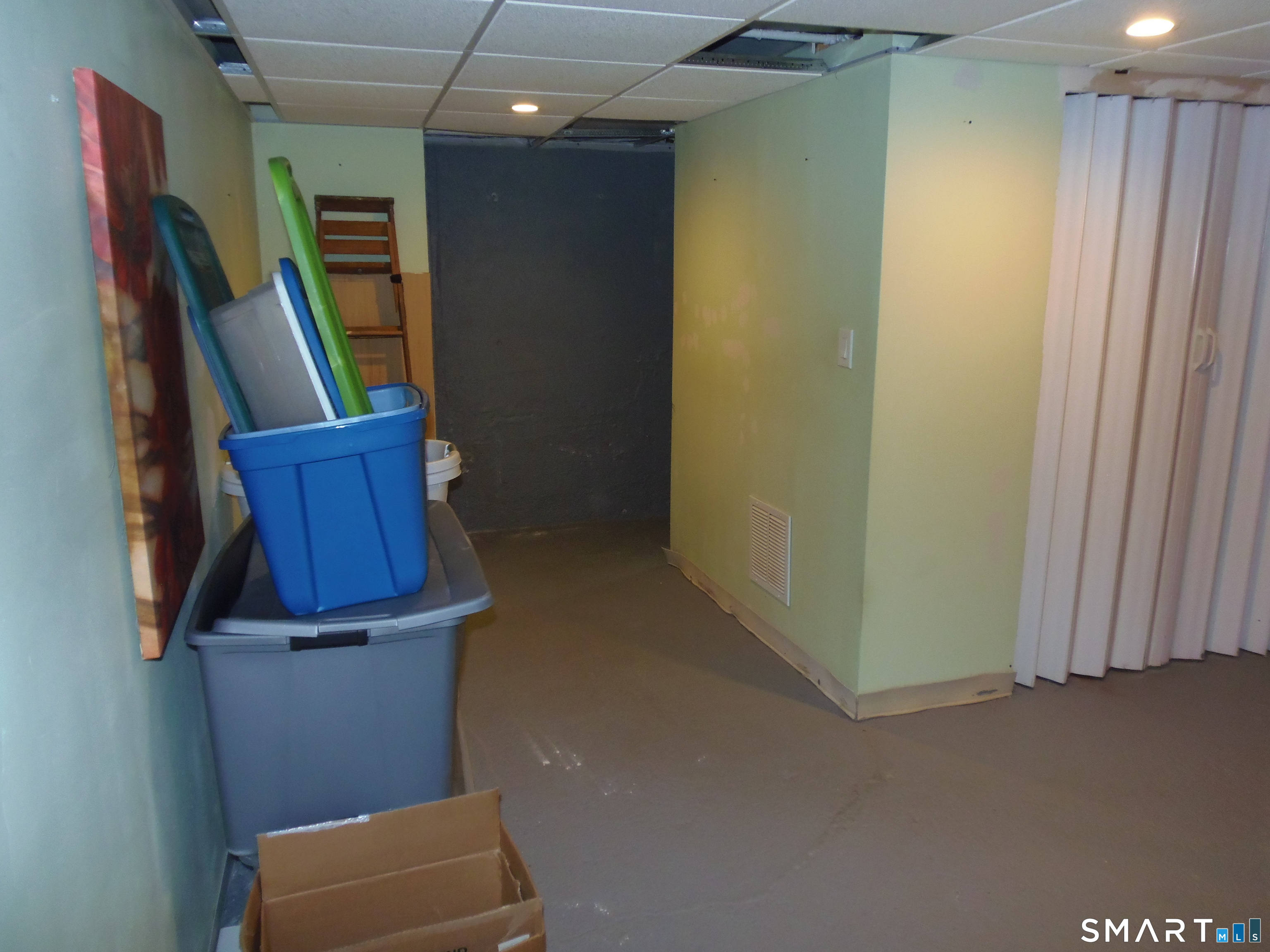 Photo 26 of 139 Forest Street, East Hartford, CT