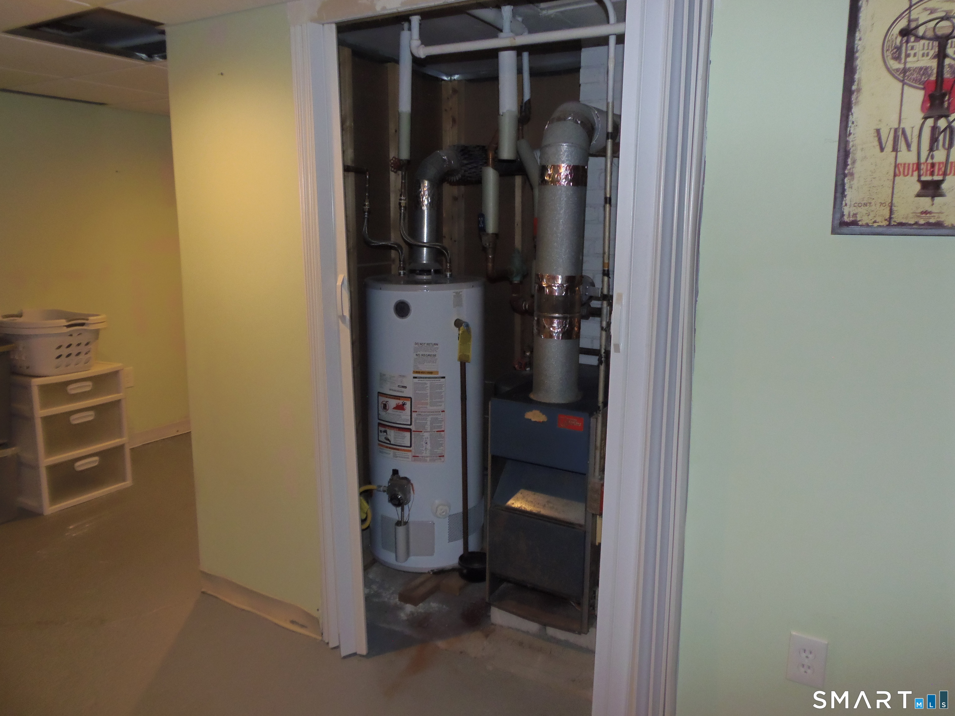 Photo 36 of 139 Forest Street, East Hartford, CT