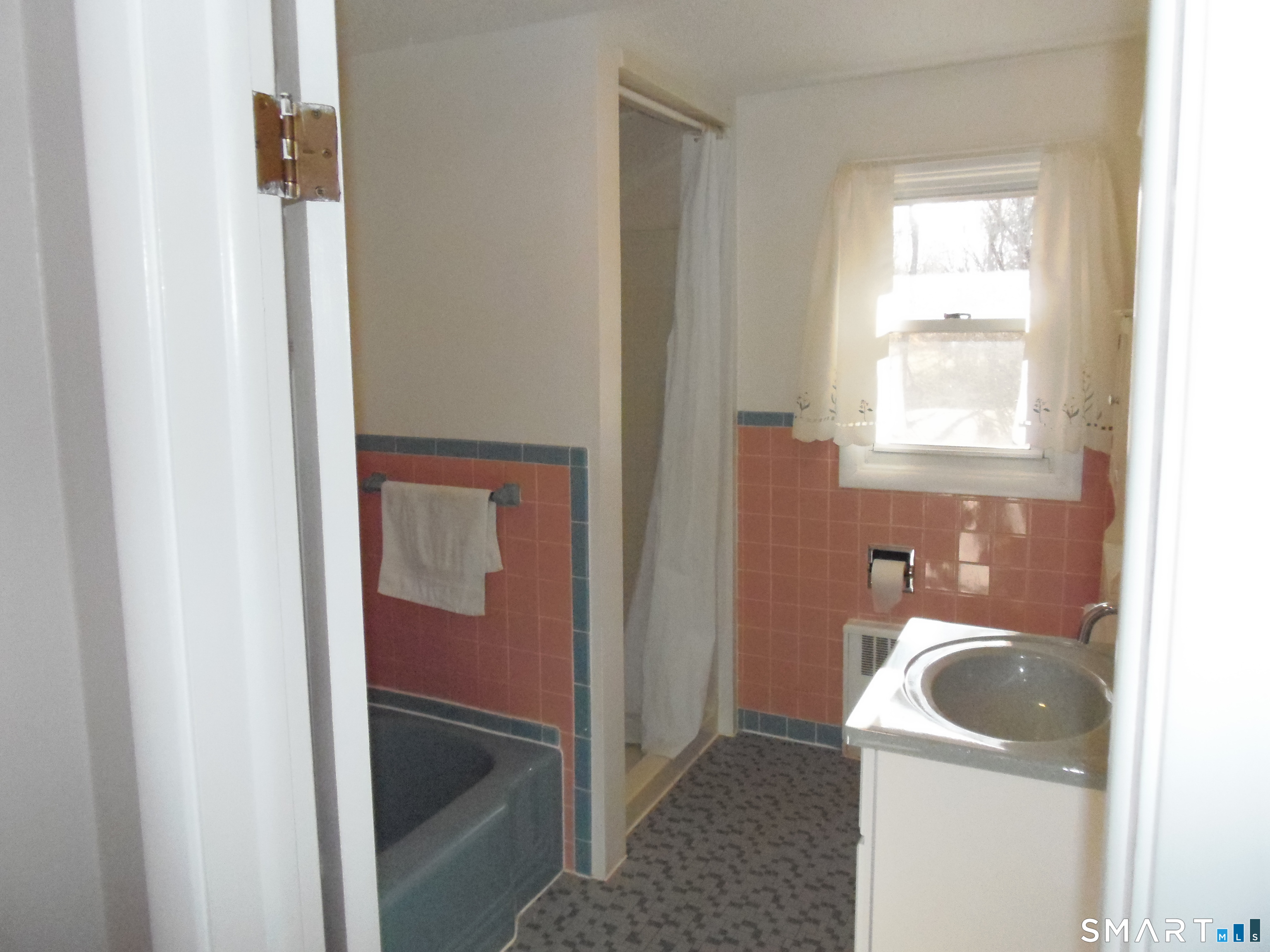 Photo 24 of 139 Forest Street, East Hartford, CT