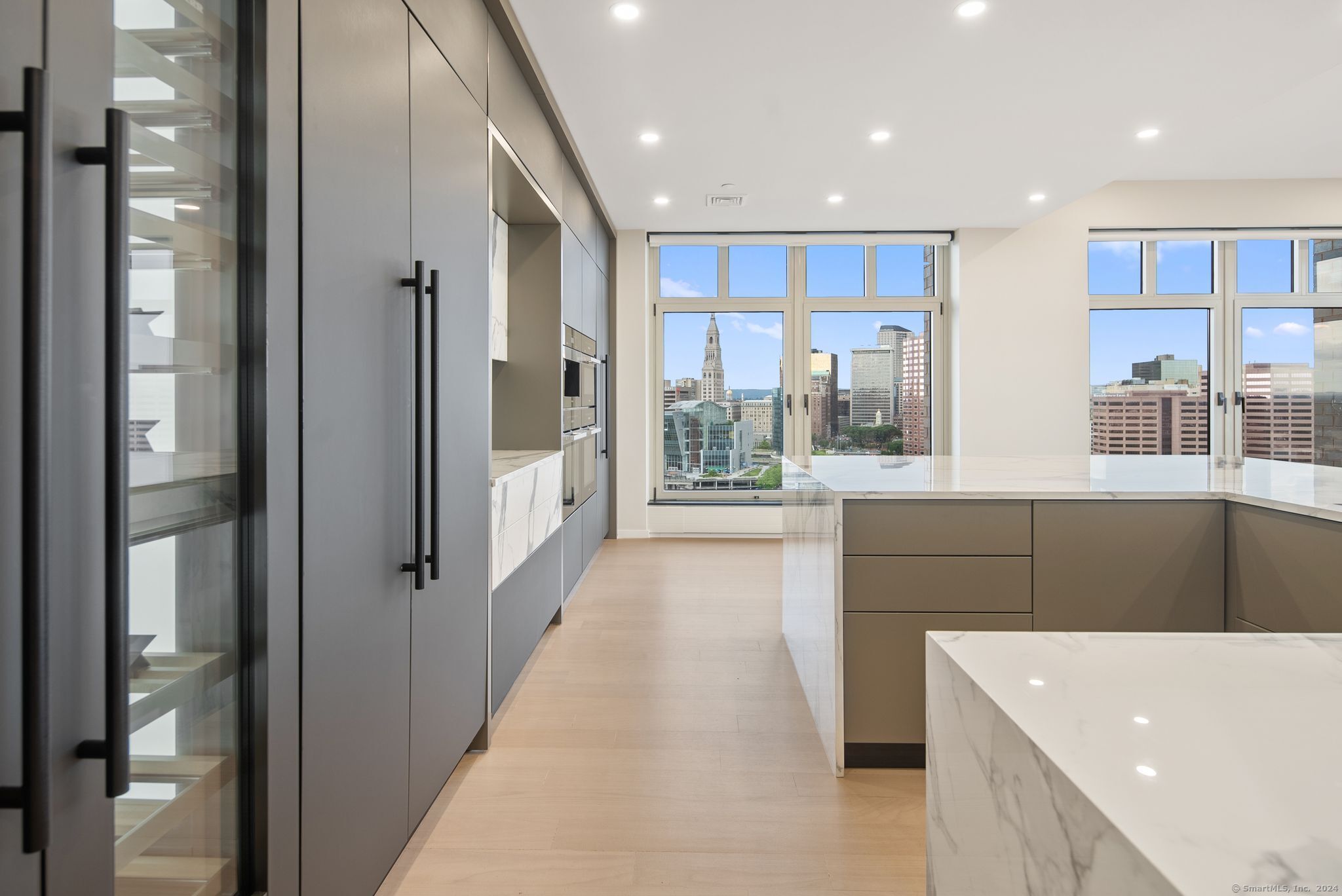 Photo 17 of 235 River Drive, East Hartford, CT