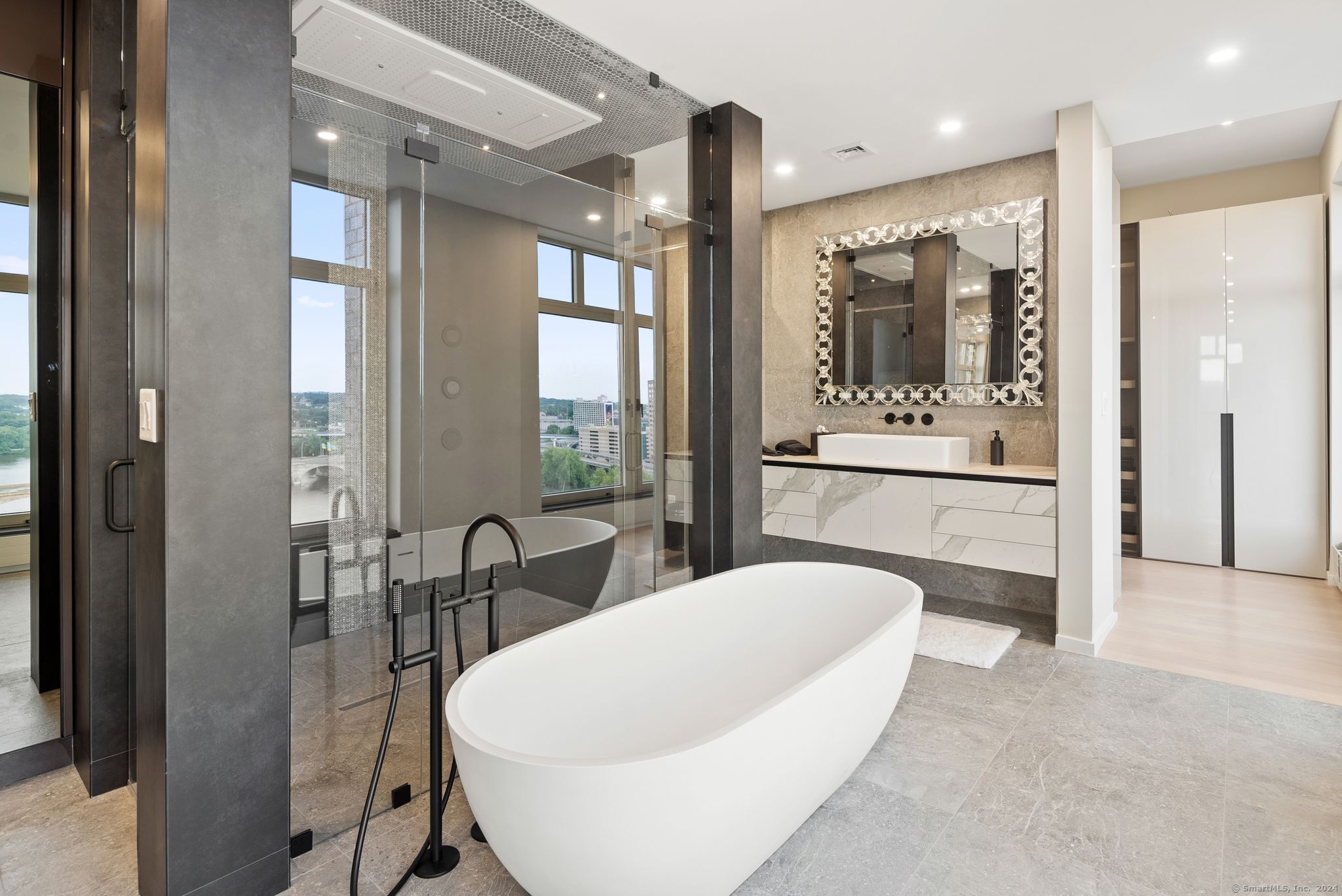 Photo 25 of 235 River Drive, East Hartford, CT