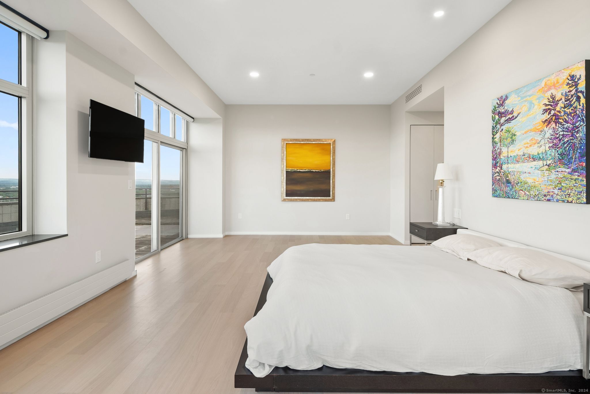 Photo 21 of 235 River Drive, East Hartford, CT