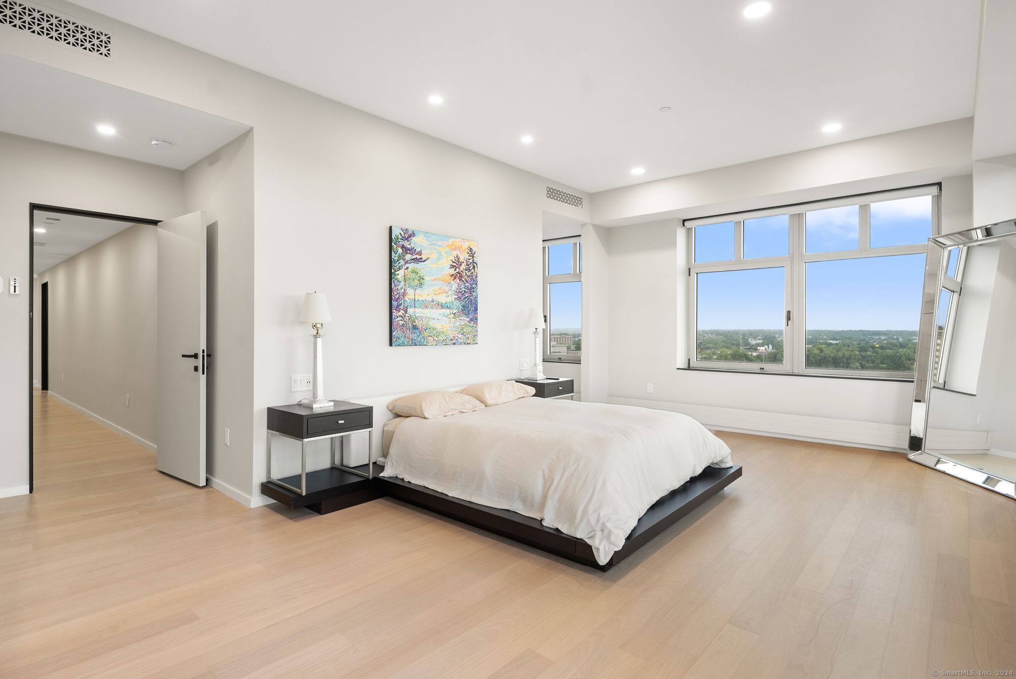 Photo 22 of 235 River Drive, East Hartford, CT