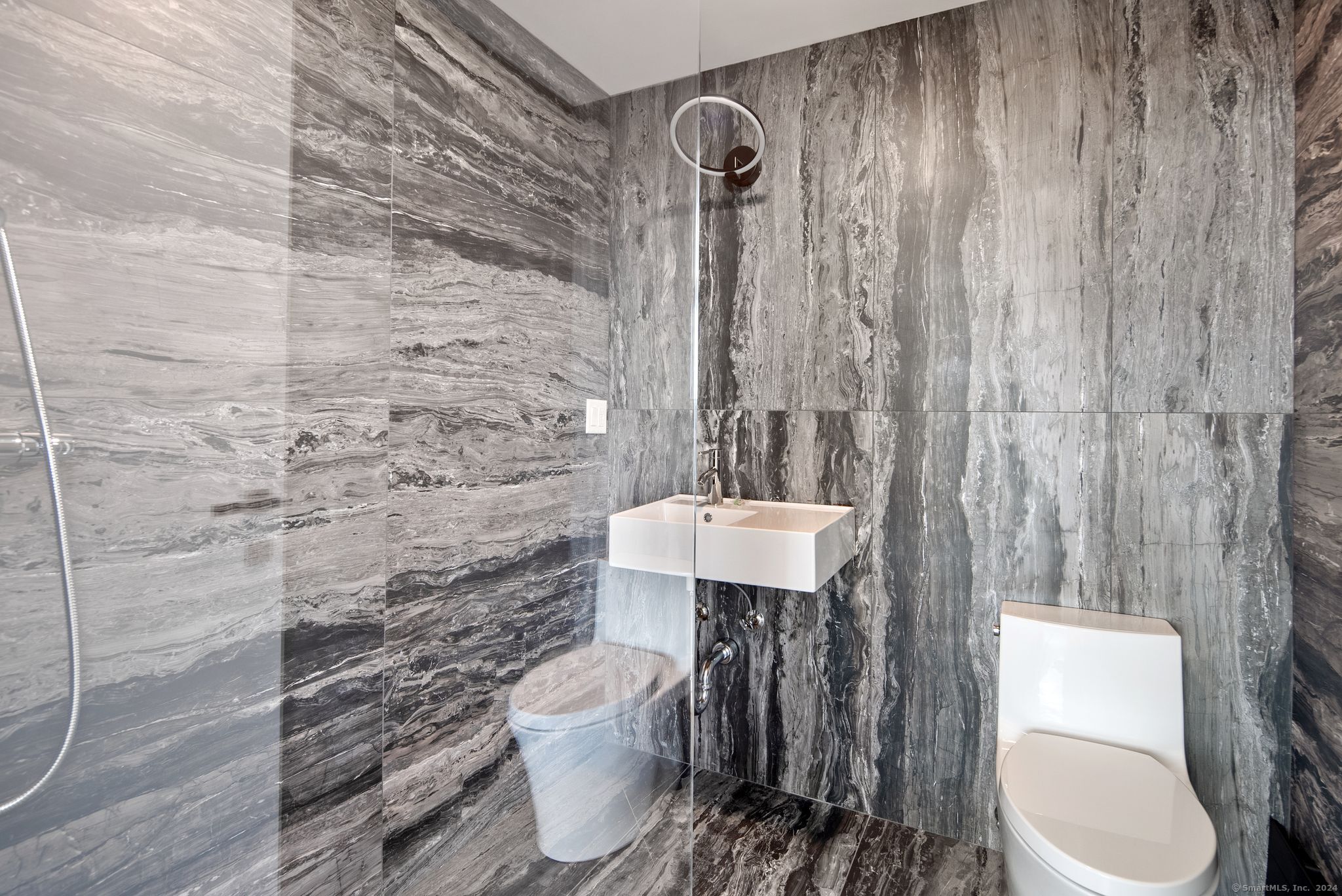 Photo 37 of 235 River Drive, East Hartford, CT