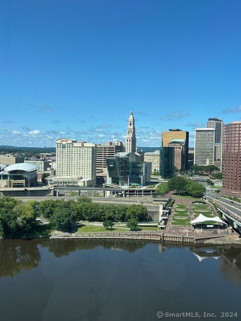 Photo 13 of 235 River Drive, East Hartford, CT