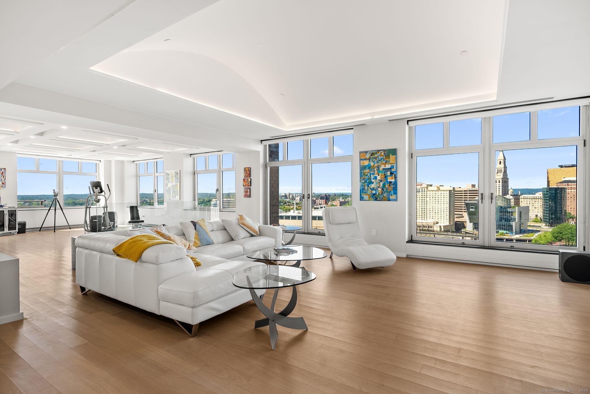 Photo 4 of 235 River Drive, East Hartford, CT