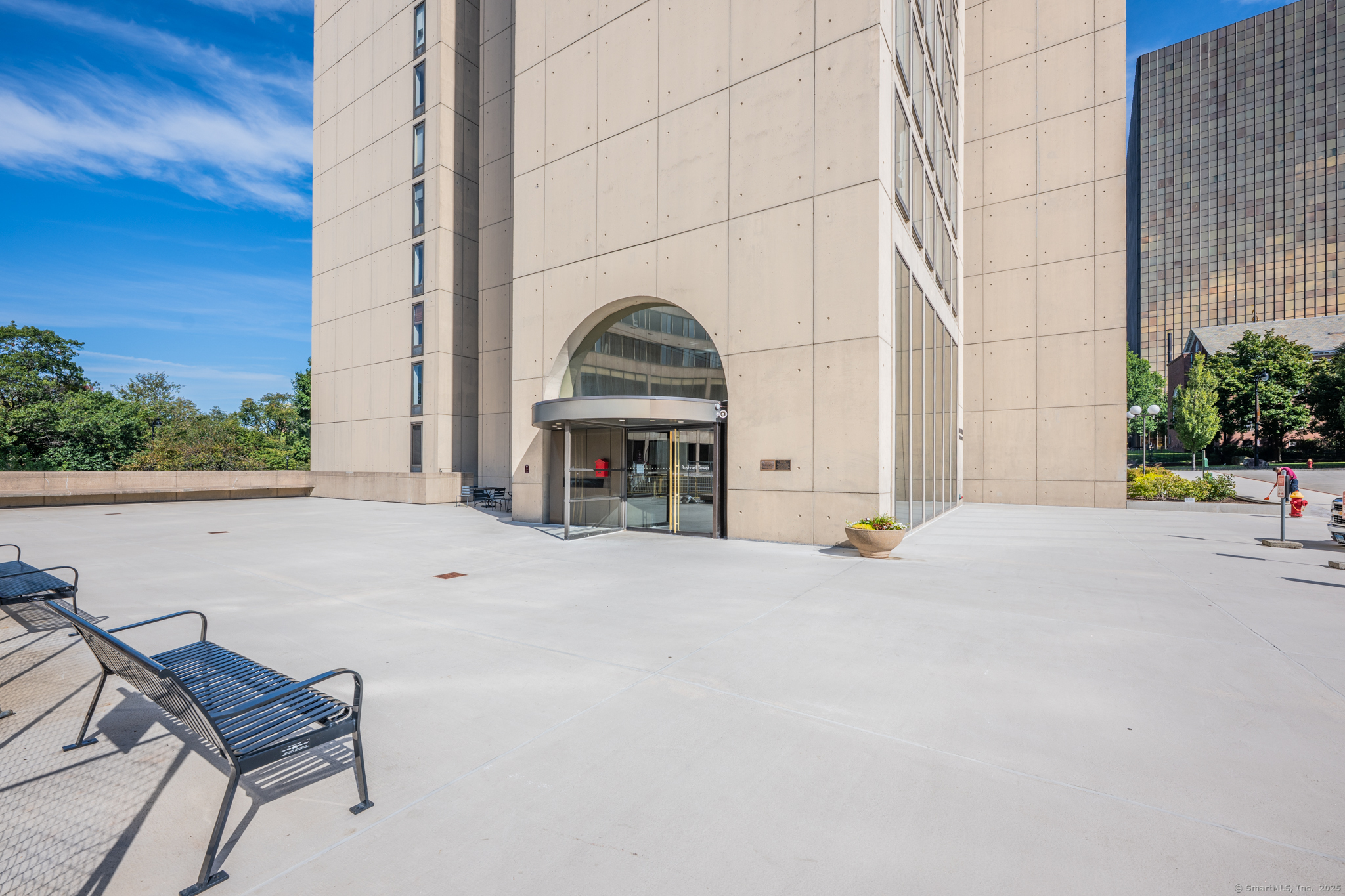 Homes for sale in Hartford, CT | 1 Gold St #APT 9D, Hartford, CT 06103 | MLS# 24149907