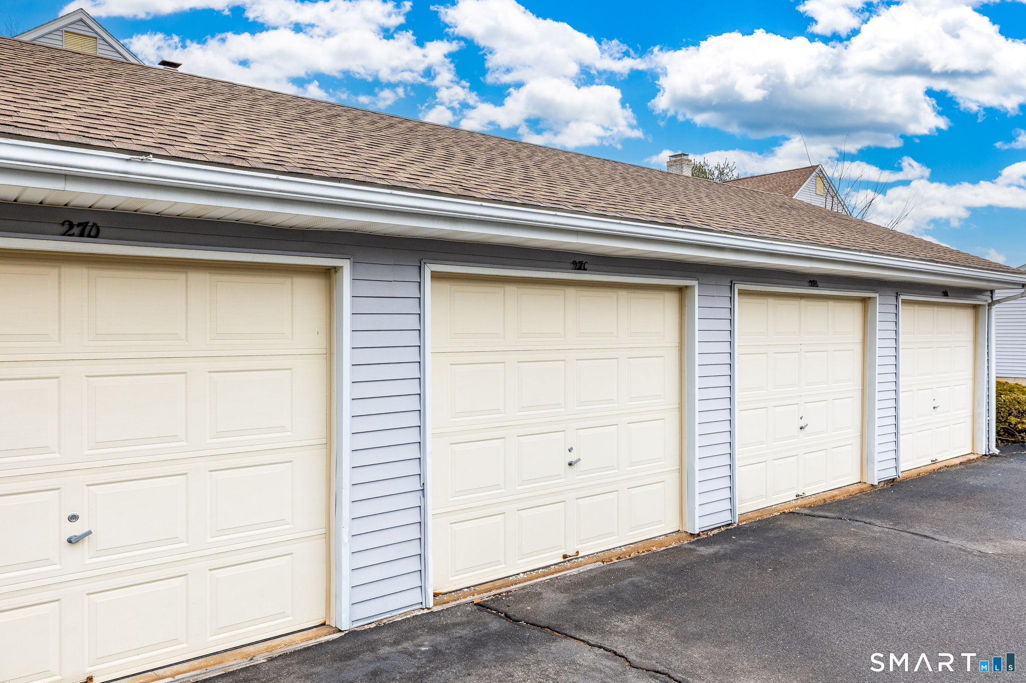 Homes for sale in East Windsor, CT | 27 Folkstone Rd #APT C, East Windsor, CT 06016 | MLS# 24148327