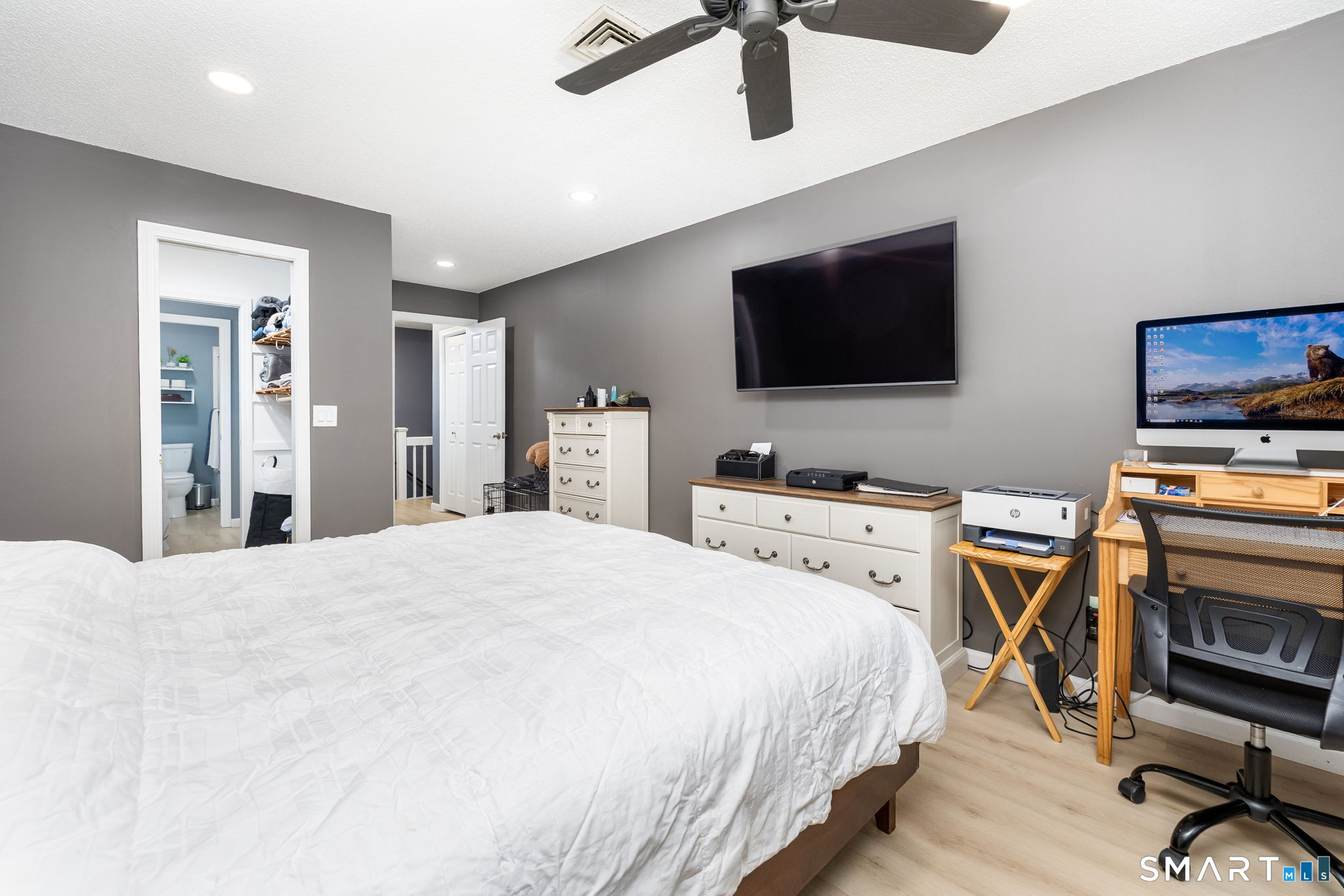 Photo 16 of 27 Folkstone Road, East Windsor, CT