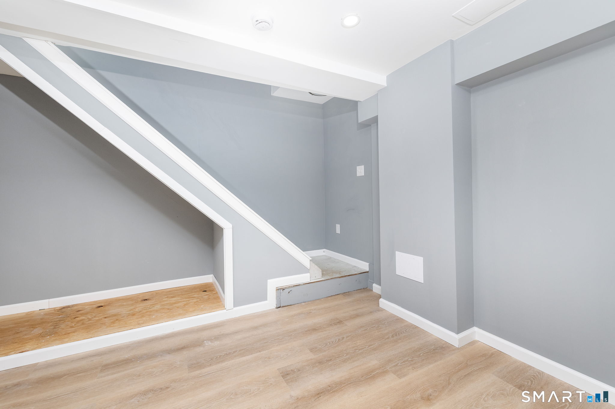 Photo 22 of 27 Folkstone Road, East Windsor, CT