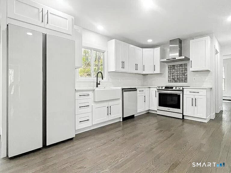 Homes for sale in Monroe, CT | 21 Field Rock Rd, Monroe, CT 06468 | MLS# 24149826