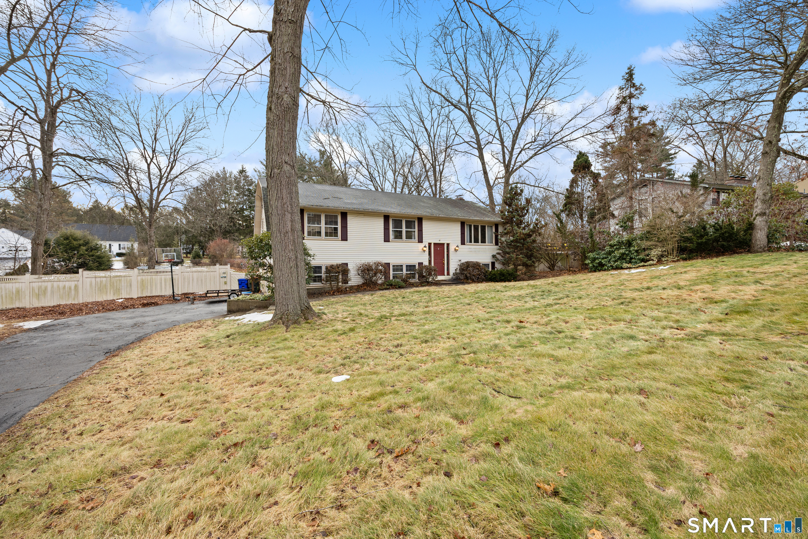 Homes for sale in Southington, CT | 60 Roseanna Rd, Southington, CT 06479 | MLS# 24149846