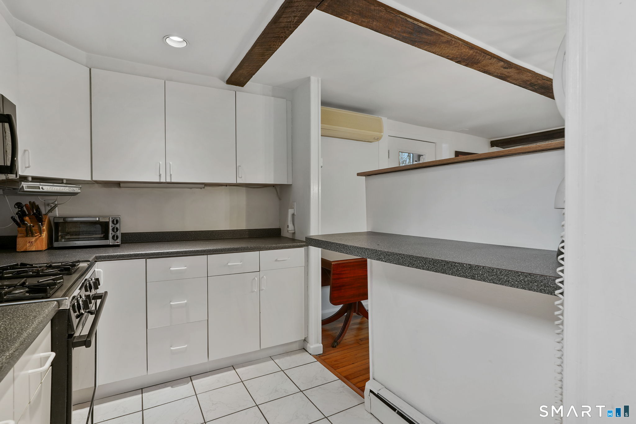 Photo 9 of 30 Freshwater Lane, Wilton, CT