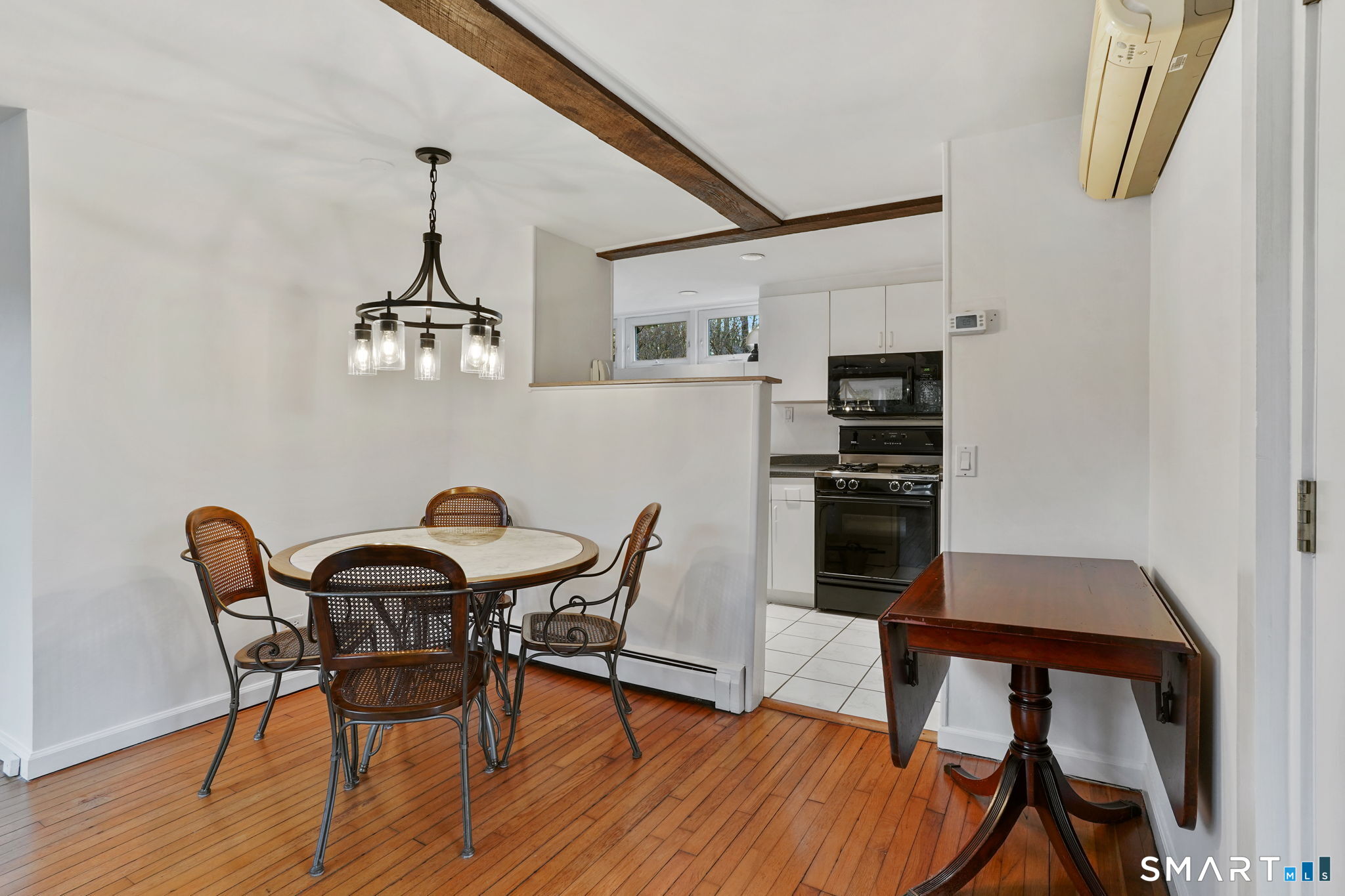 Photo 10 of 30 Freshwater Lane, Wilton, CT