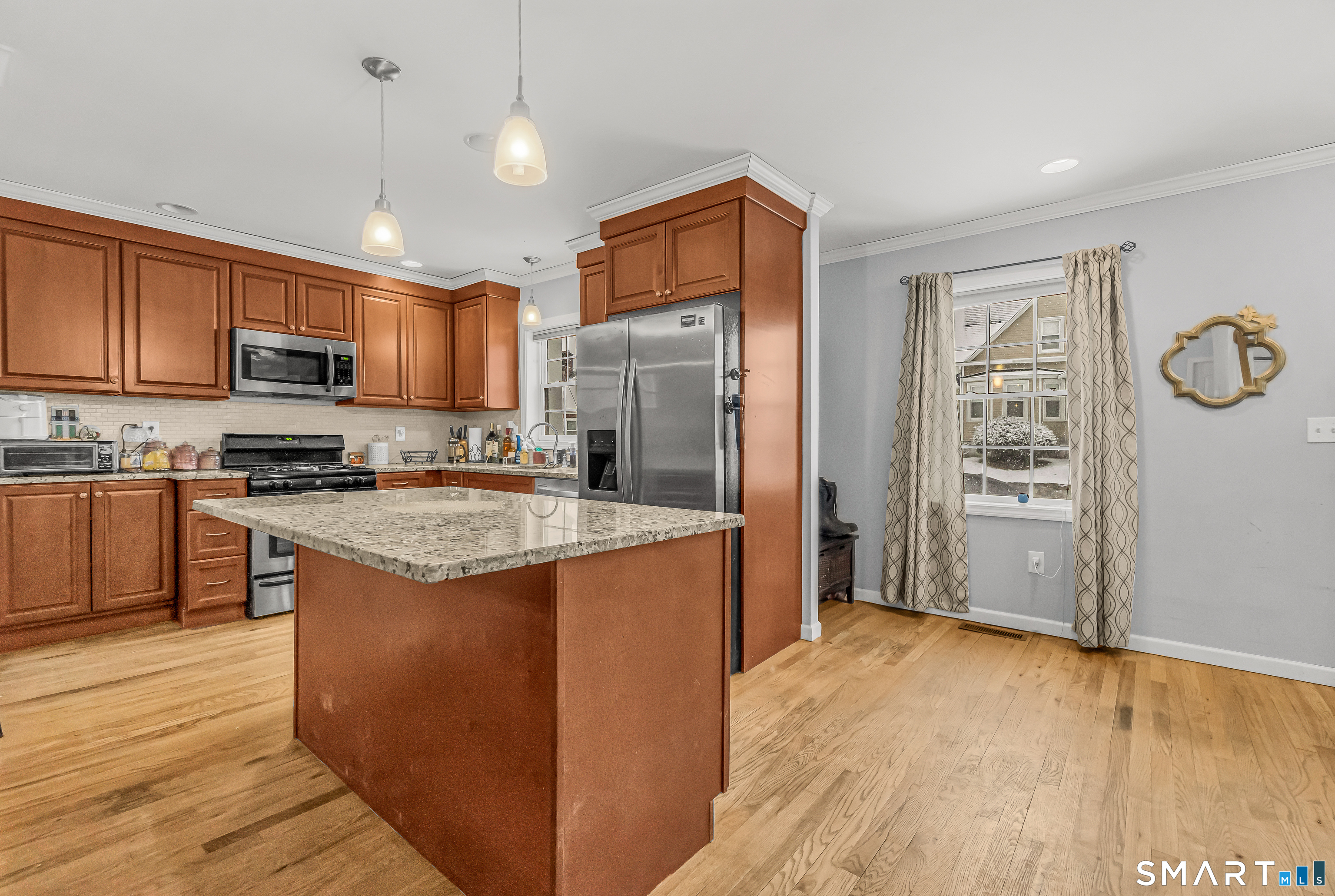 Homes for sale in Stratford, CT | 15 Henry Ave, Stratford, CT 06614 | MLS# 24147591