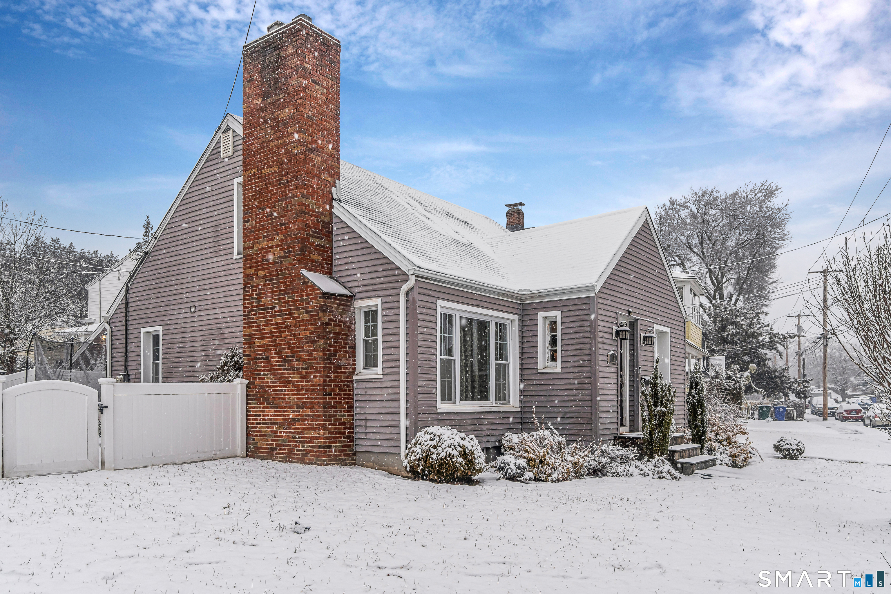 Homes for sale in Stratford, CT | 15 Henry Ave, Stratford, CT 06614 | MLS# 24147591