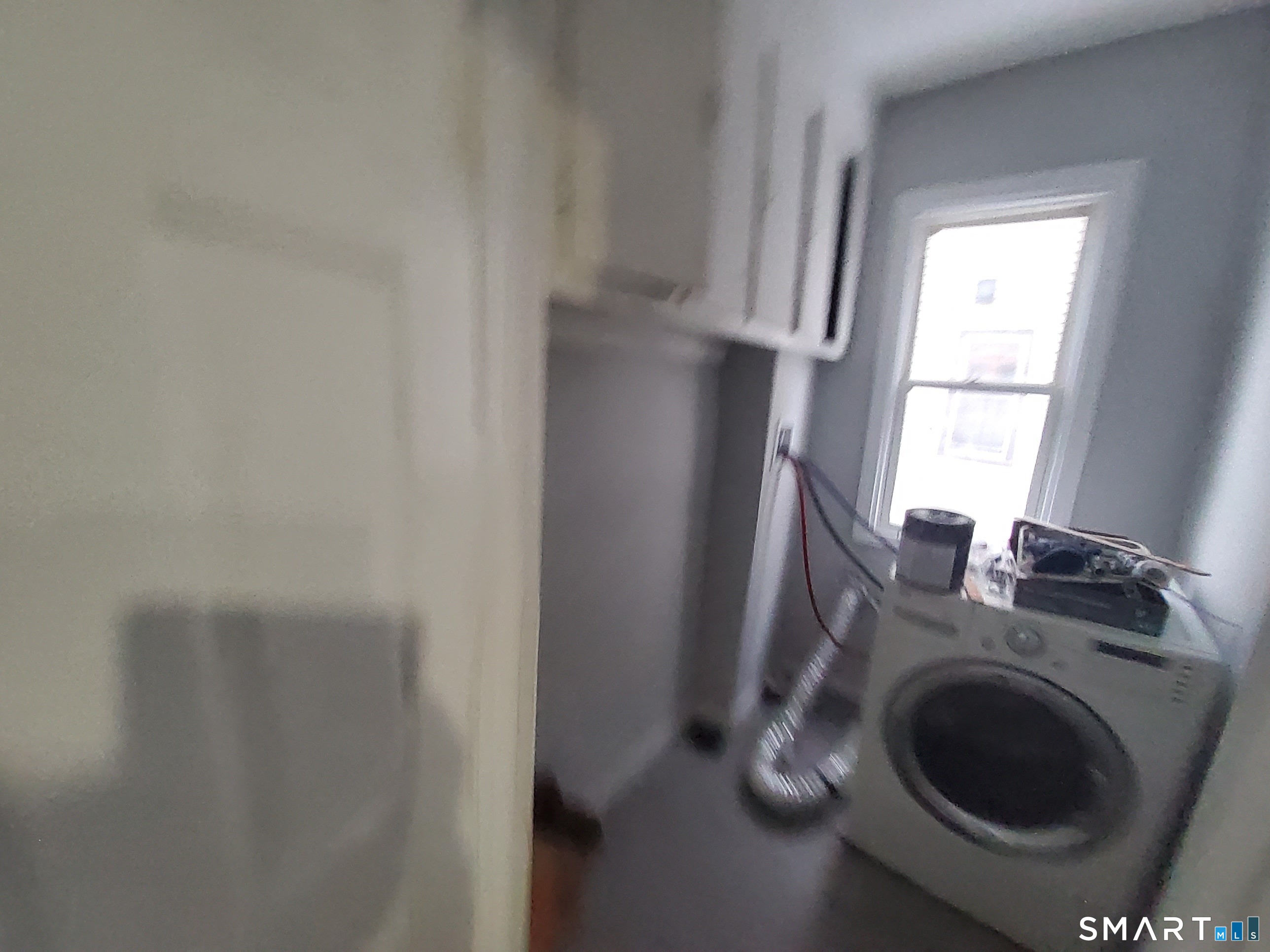 Photo 9 of 11 Ridgewood Street, Waterbury, CT