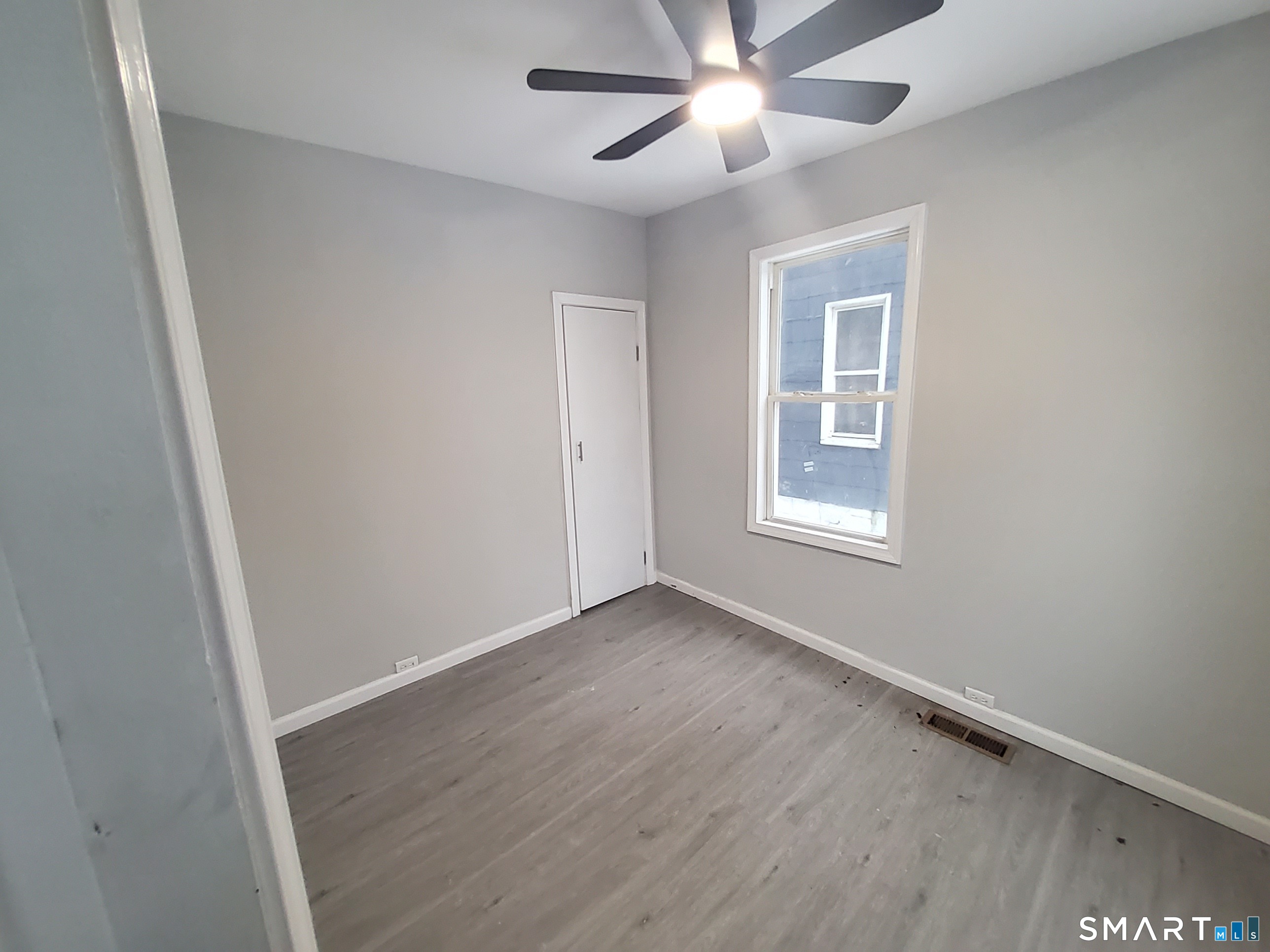 Photo 10 of 11 Ridgewood Street, Waterbury, CT