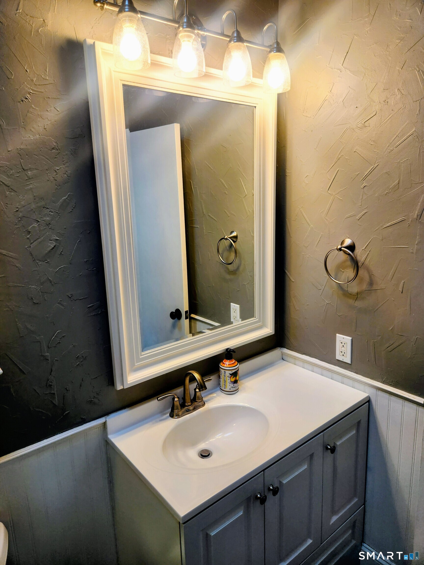 Photo 11 of 15 Perry Avenue, Norwalk, CT