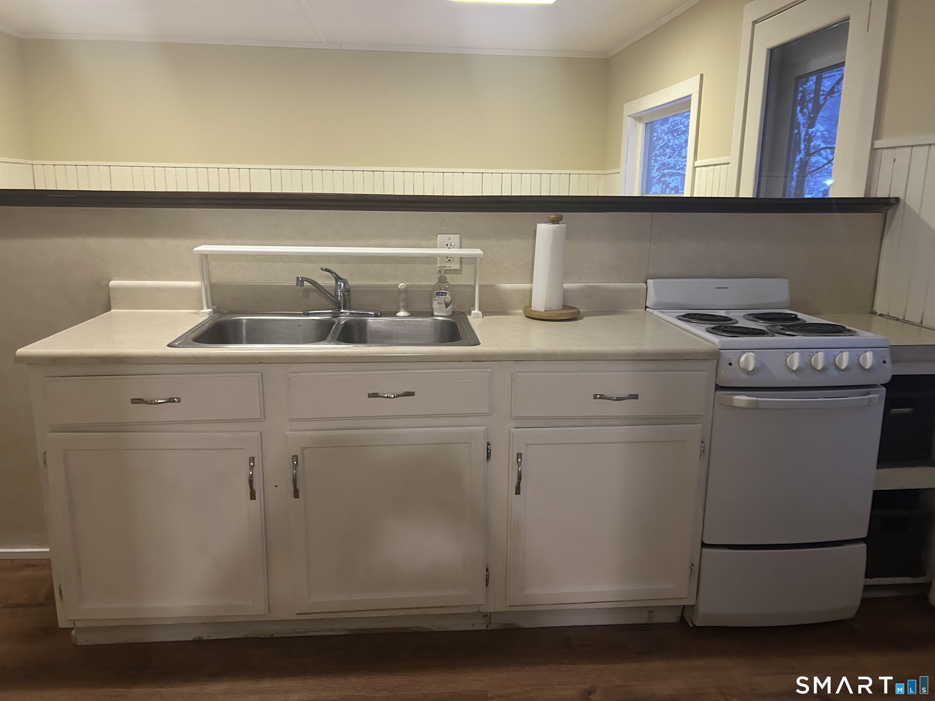 Photo 5 of 673 Lovely Street, Avon, CT