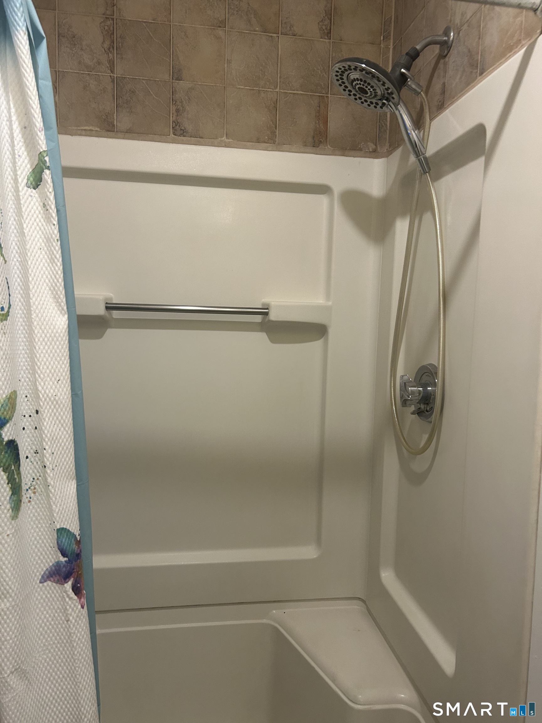 Photo 10 of 673 Lovely Street, Avon, CT