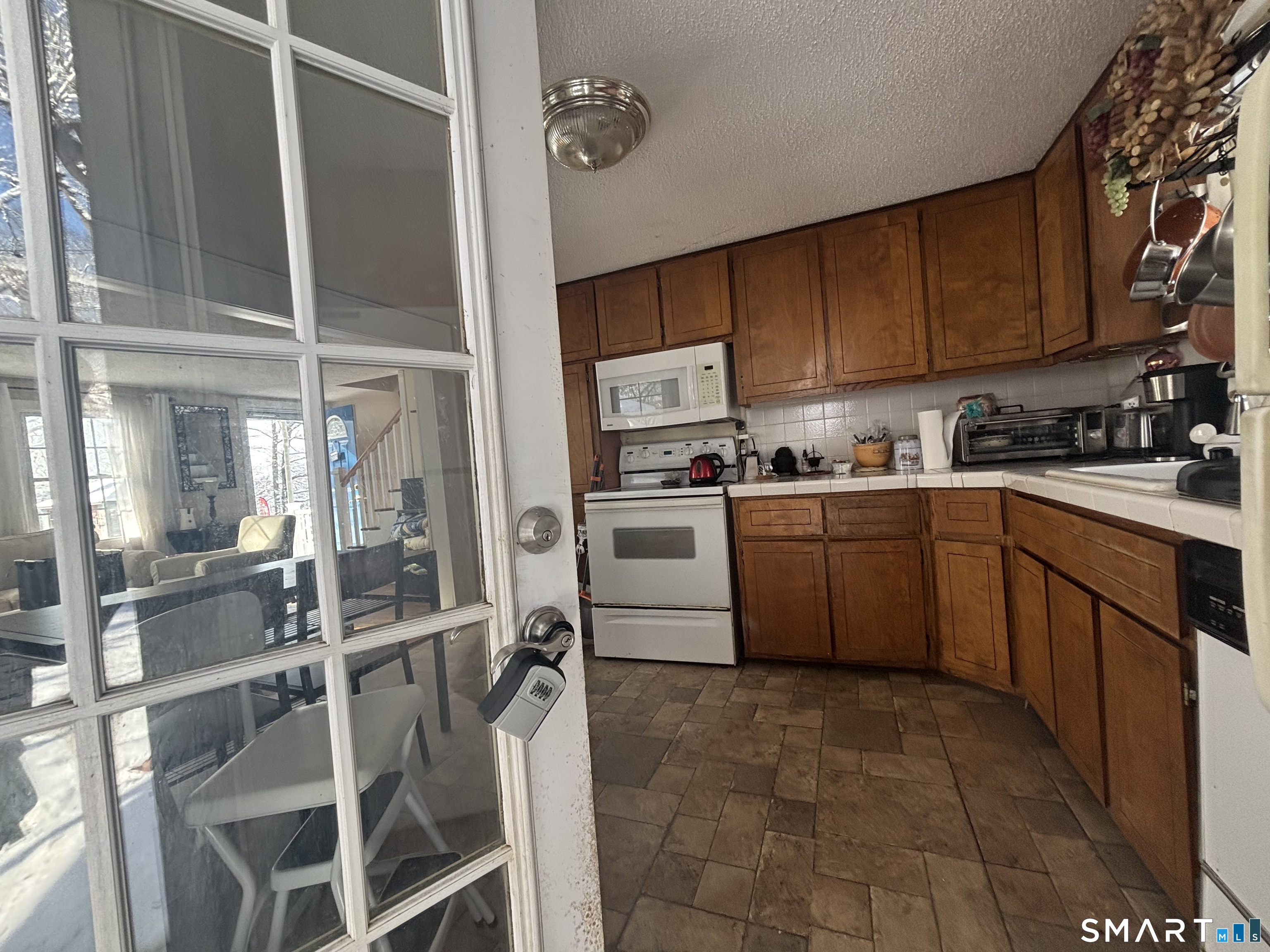 Photo 13 of 222 Mountain Road, Ellington, CT