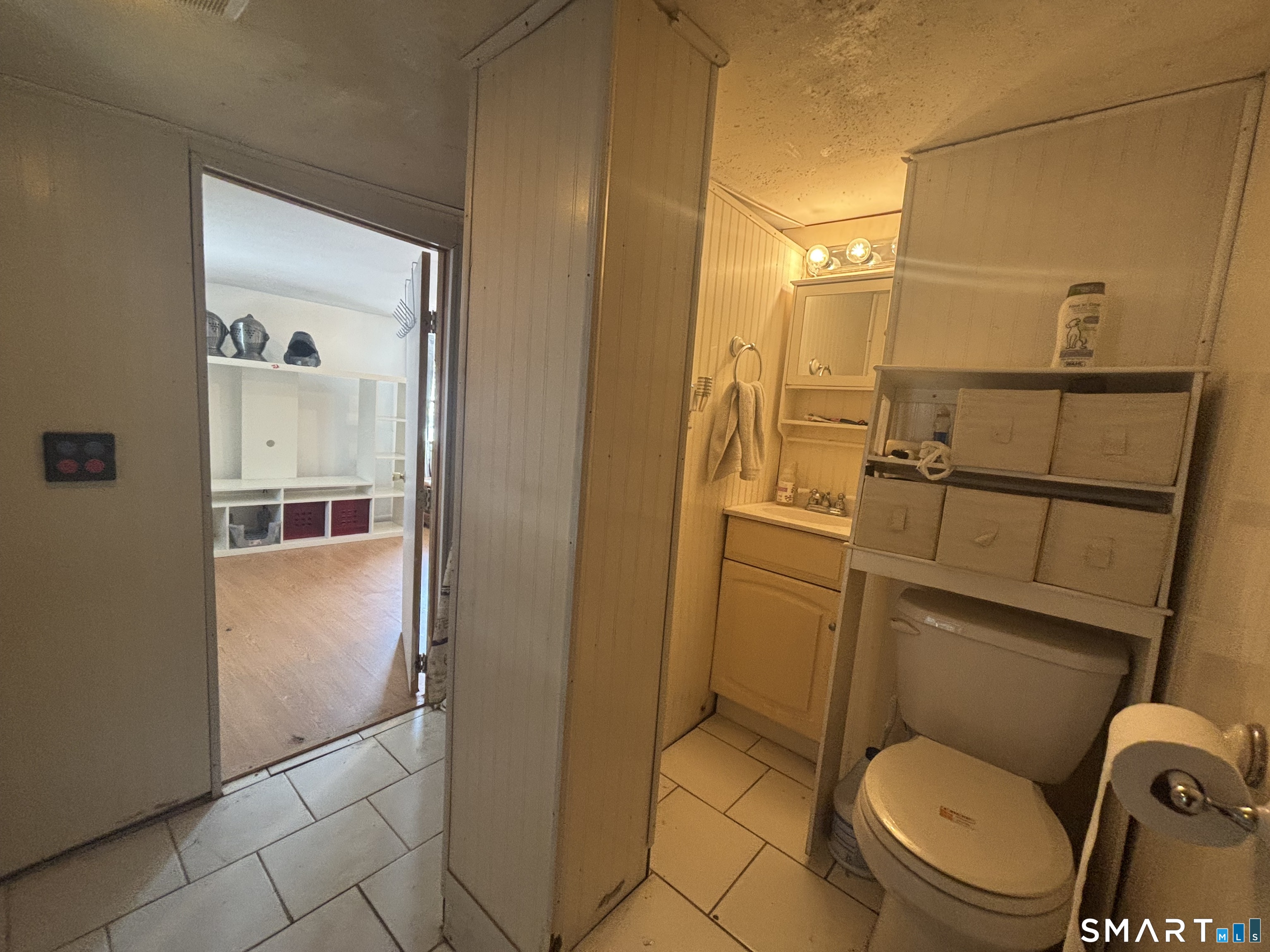 Photo 29 of 222 Mountain Road, Ellington, CT