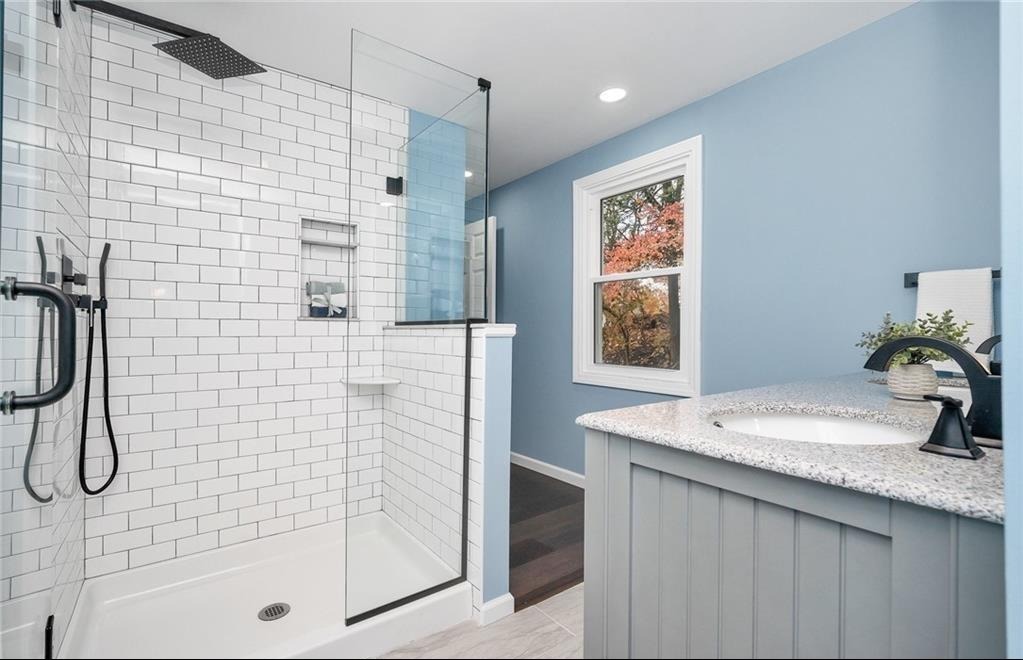 Photo 14 of 346 Middlebury Road, Middlebury, CT