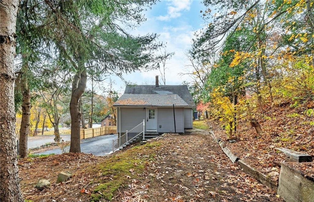 Photo 21 of 346 Middlebury Road, Middlebury, CT