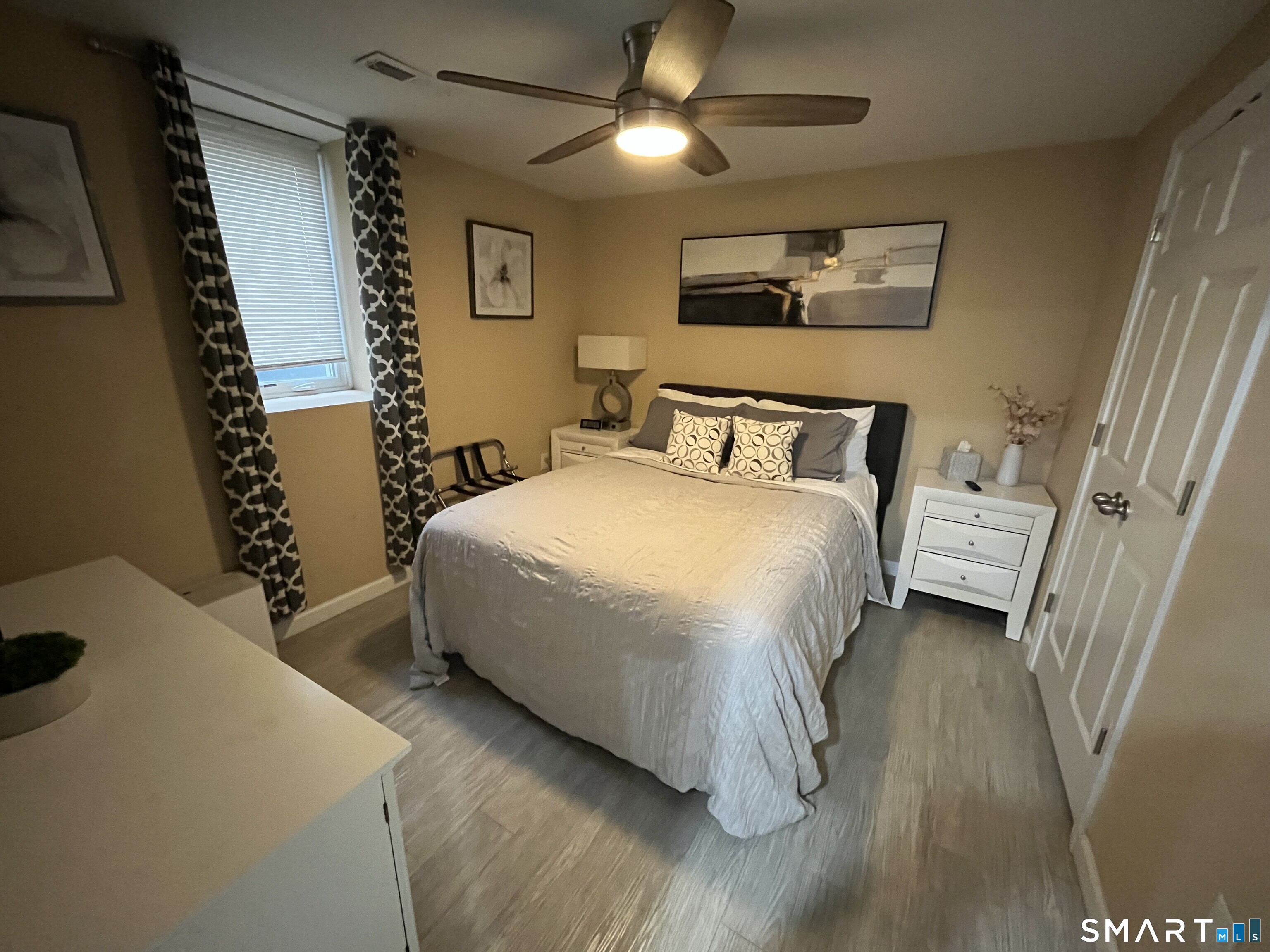 Photo 9 of 73 Spring Street, New Haven, CT